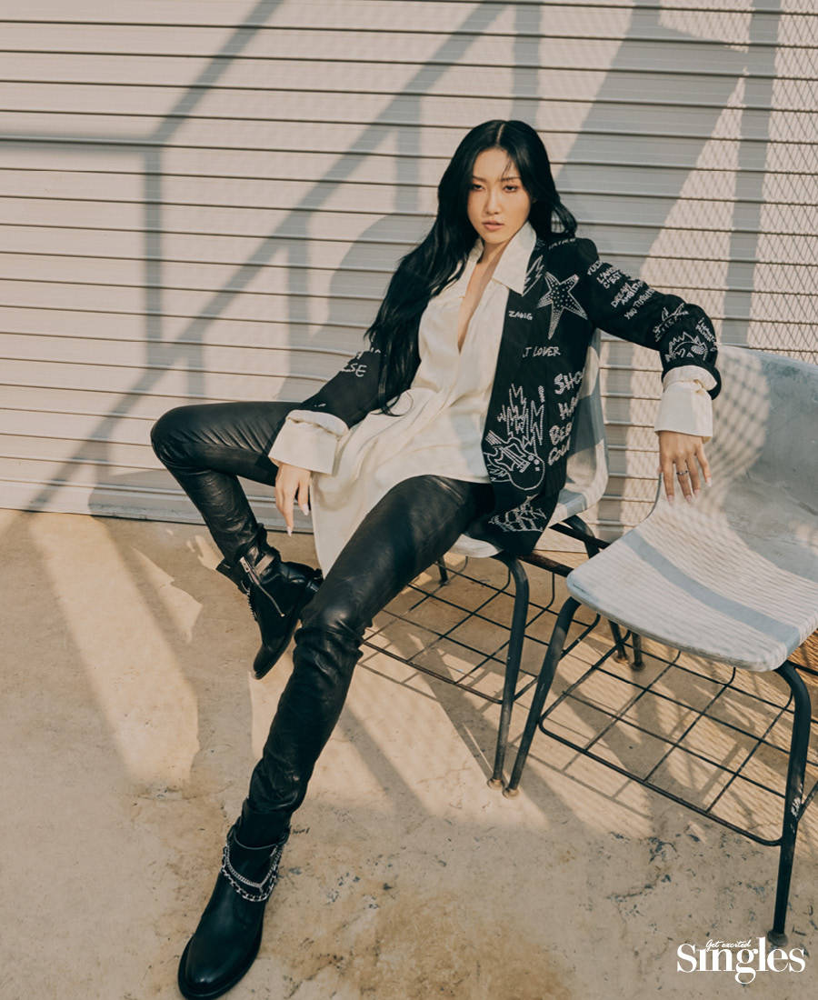 화사와 쟈디액볼테르의 싱글즈 화보, 화사, 마마무, 쟈딕앤볼테르