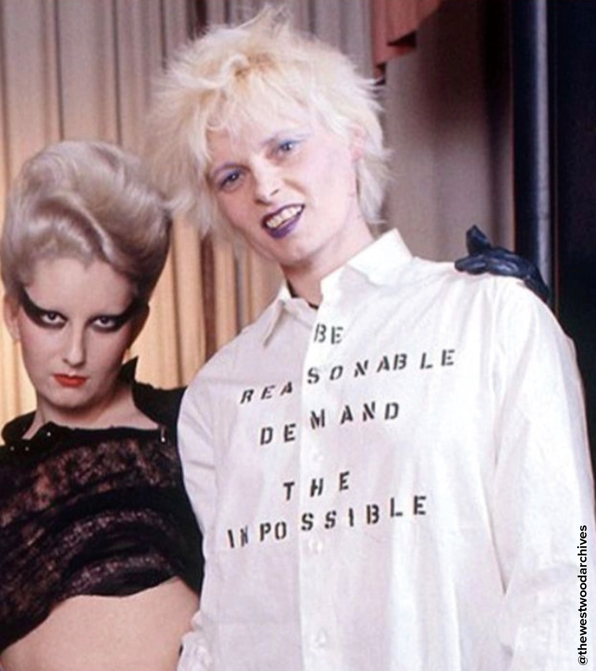 1970년대 디자이너 비비안 웨스트 우드의 모습