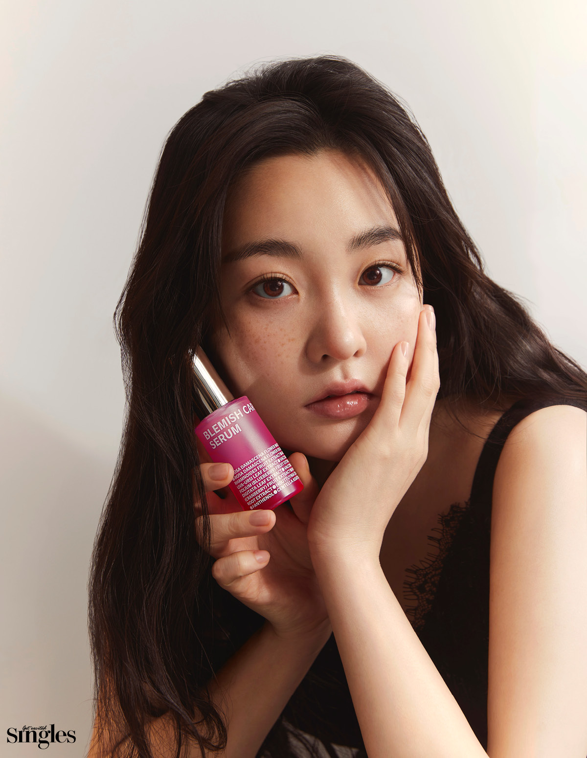 김민하와 아이소이가 함께한 싱글즈 뷰티 화보, 김민하, 아이소이, 민낯을 드러내자, 김민하 생얼, 김민하, 파친코, 김민하 파친코