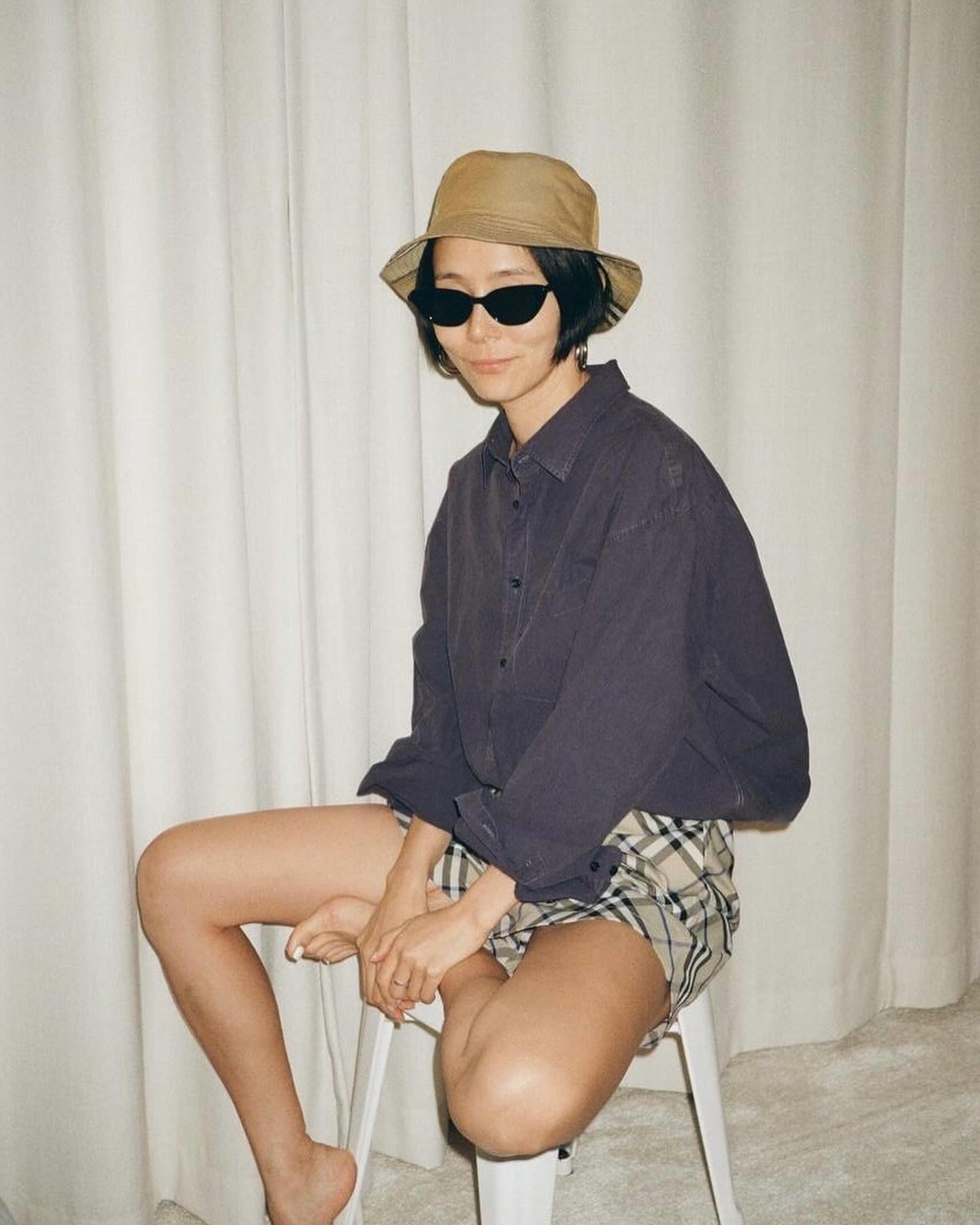 버버리 클래식 컬렉션을 착용한 김나영