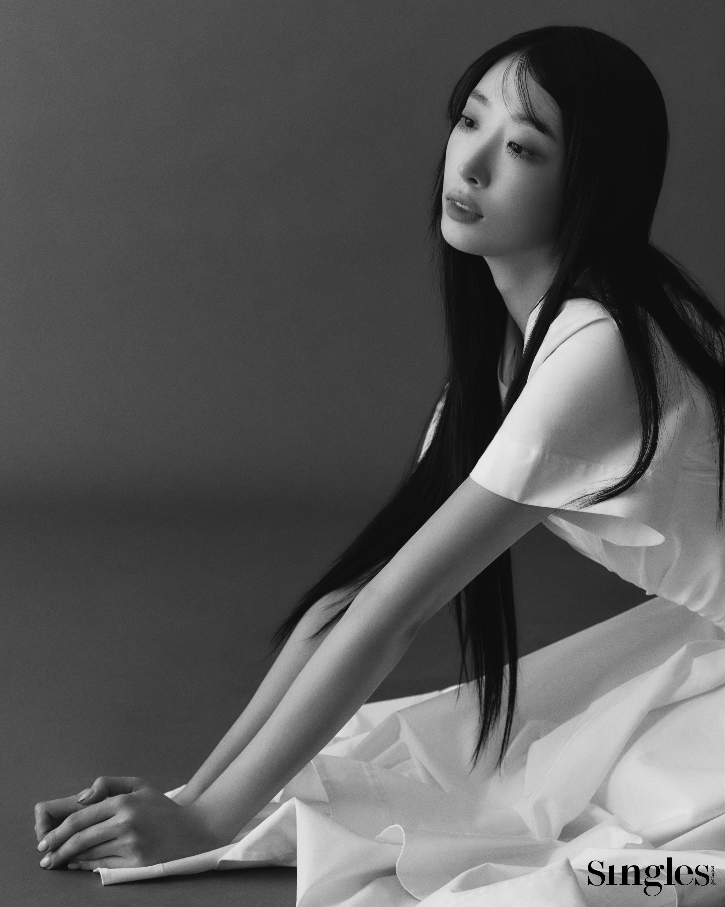 배우 류다인의 싱글즈 화보, 류다인, 명자은, 피라미드게임, 피라미드게임 명자은, 이채민 류다인.