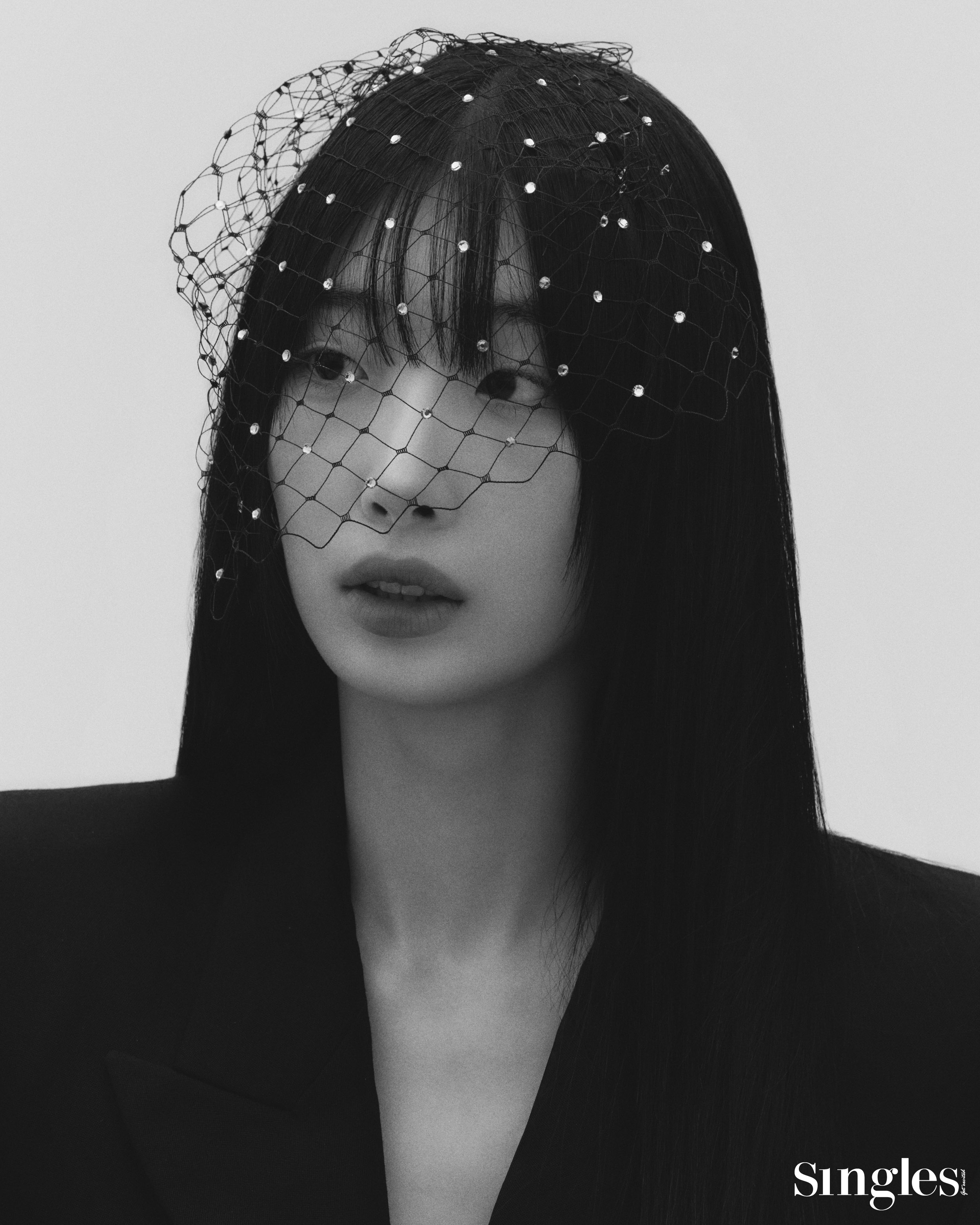 배우 류다인의 싱글즈 화보, 류다인, 명자은, 피라미드게임, 피라미드게임 명자은, 이채민 류다인.