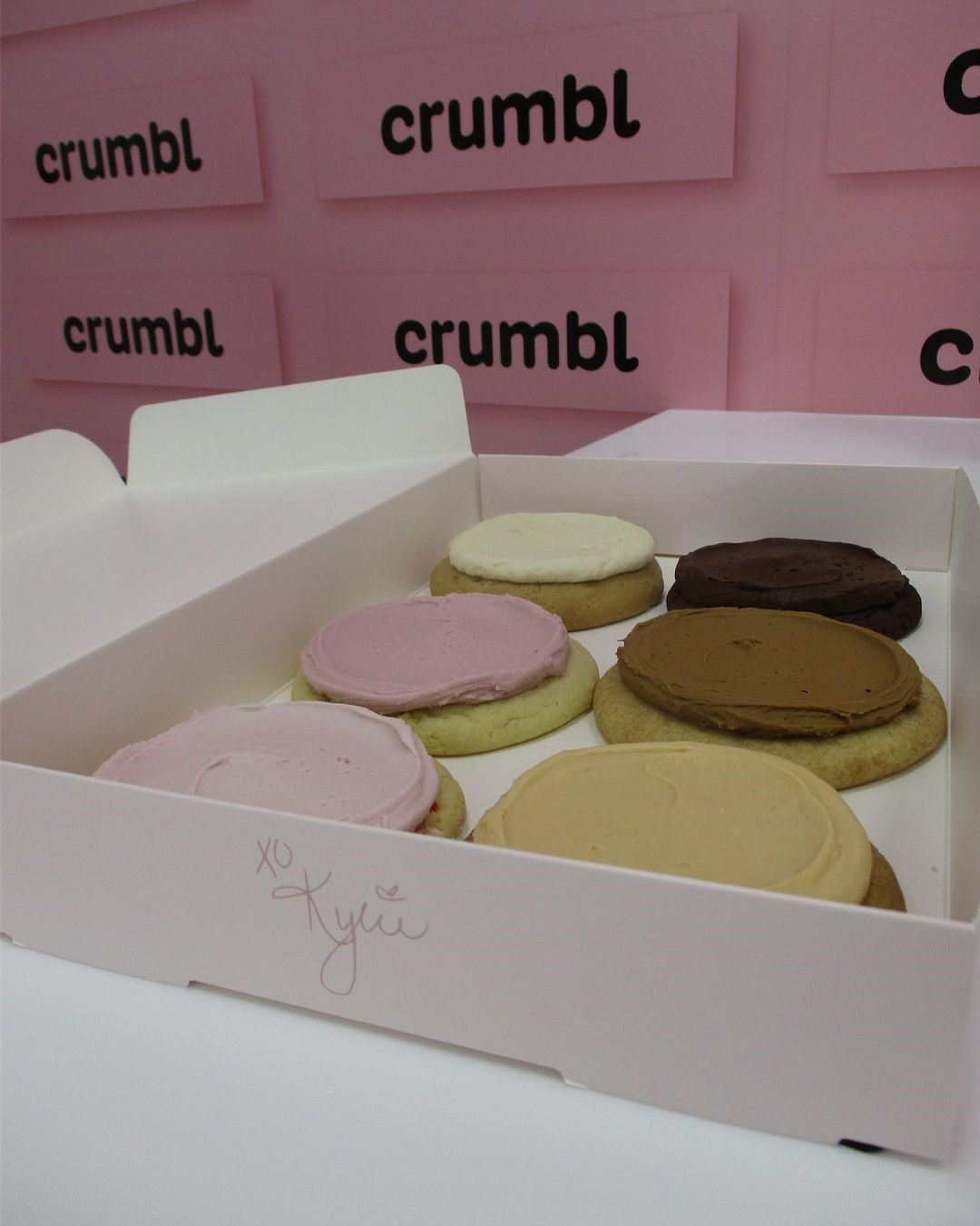 미국 MZ를 사로잡은 미국 쿠키 브랜드 크럼블 쿠키