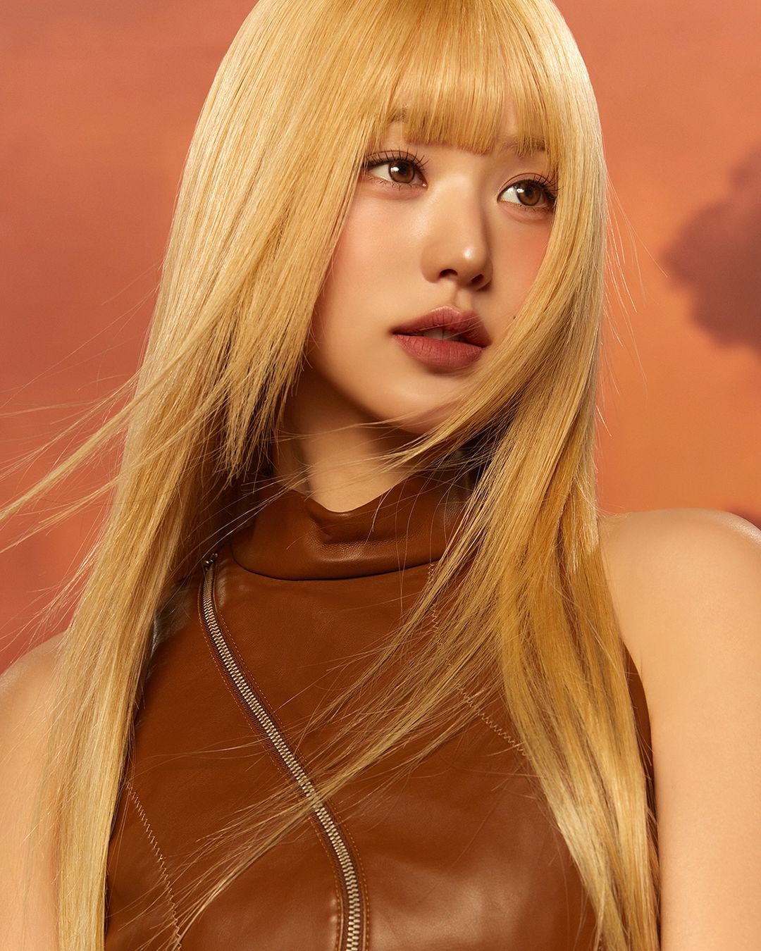 장원영의 금발