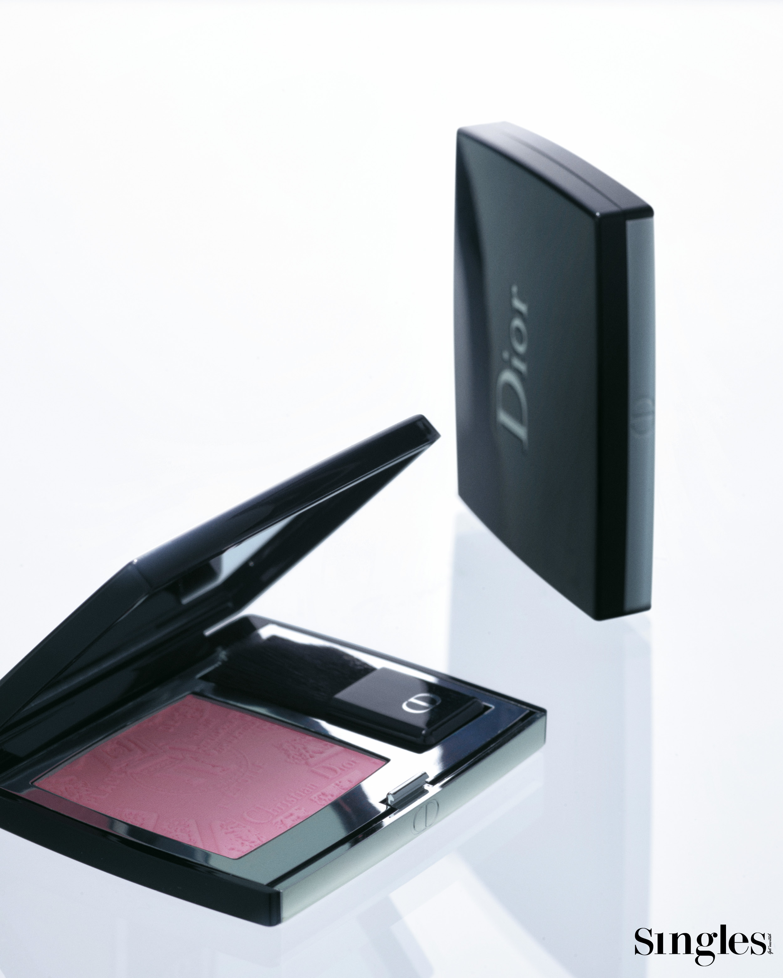 디올 뷰티 루즈 블러쉬 #388 트리옹프 - 플랑 드 파리 리미티드 에디션