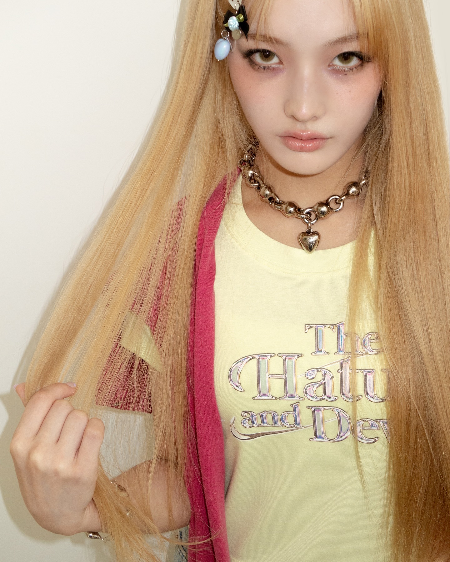  ‘I’LL LIKE YOU’로 컴백을 앞둔 아일릿! 모카, 윤아, 민주, 이로하, 원희의 달콤쌉쌀한 가을 스모키 메이크업을 분석했다. 