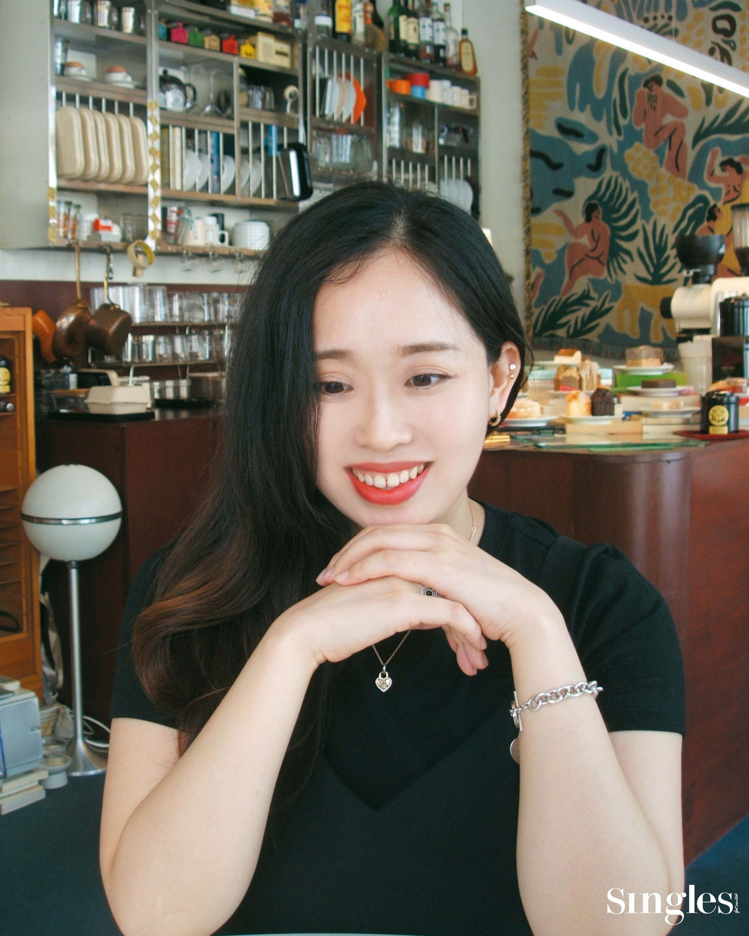 싱글즈, 싱글즈 공현진, 소설가 공현진