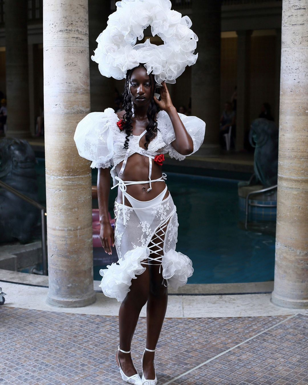 키치 쿠튀르의 2025 S/S 컬렉션 제품