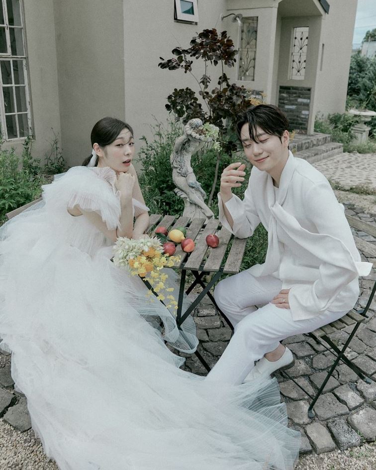 김연아 고우림 결혼 기념일 화보