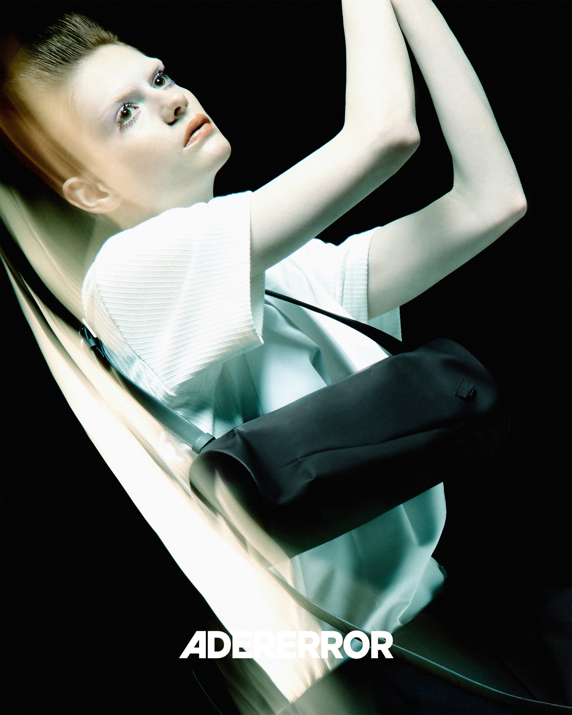 아더에러가 10주년을 맞아 특별한 캡슐 컬렉션 'FUTUORIST'를 발매한다. 