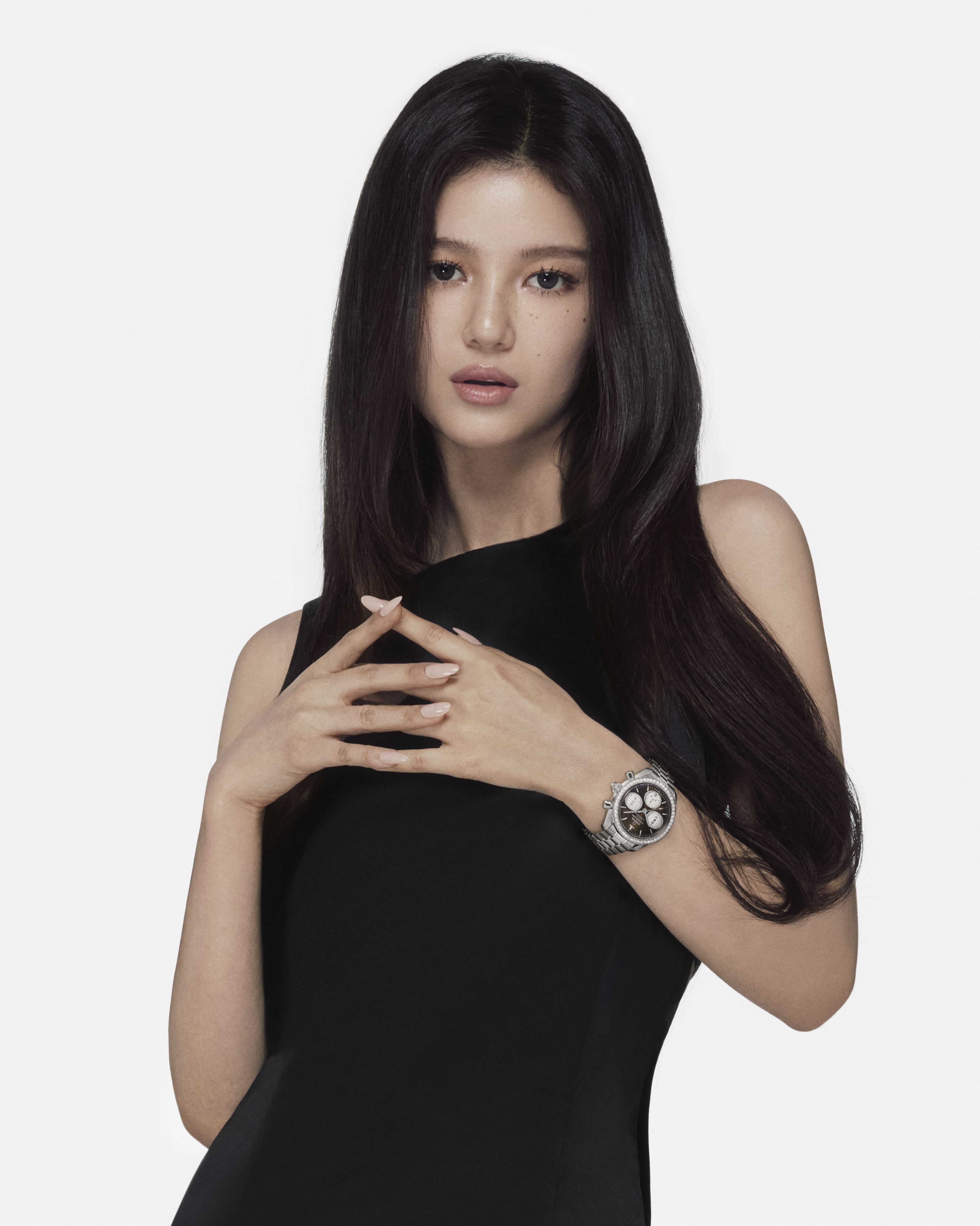 스와치그룹의 스위스 워치 메이커 브랜드 오메가가 뉴진스 다니엘을 브랜드의 앰배서더이자 스타 패밀리로 맞이했다. 