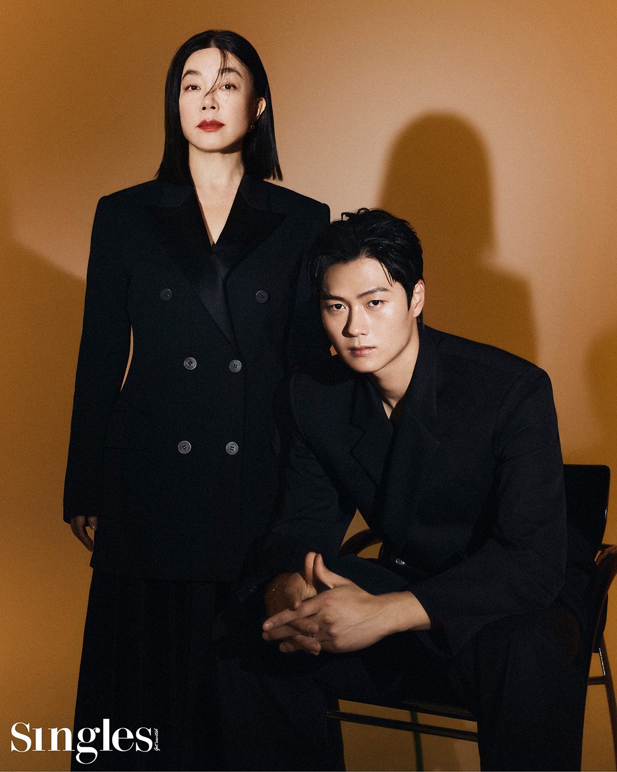 오상욱과 최화정의 싱글즈 화보 이미지.  울쎄라 화보. 싱글즈 화보, 울쎄라 엠버서더, 최화정 울쎄라, 오상욱 울쎄라 