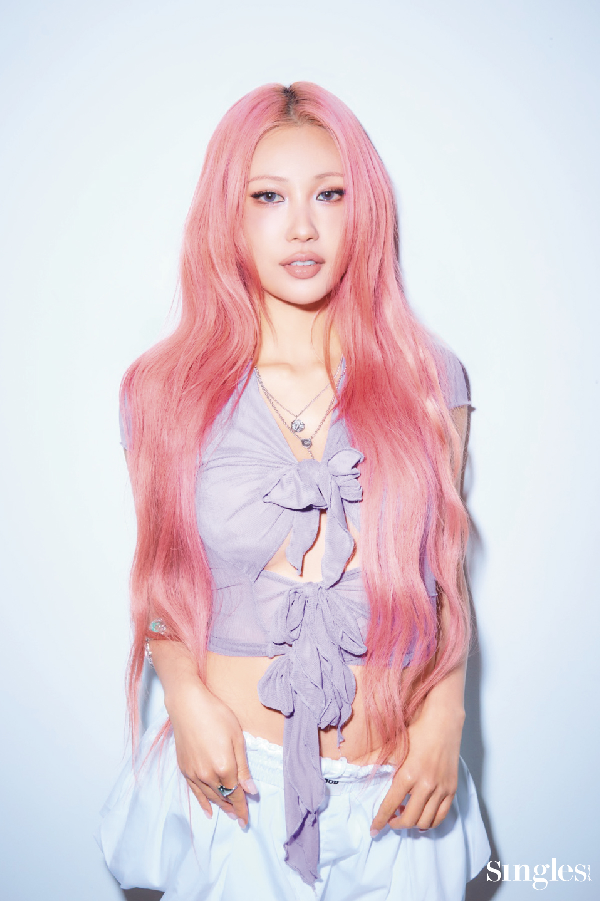 뷰티, 메이크업, 인터뷰, 싱글즈 특집 기사, K-뷰티, 트렌드 리더, 크리에이터, 메이크업 아티스트, 투슬래시포, 이사배