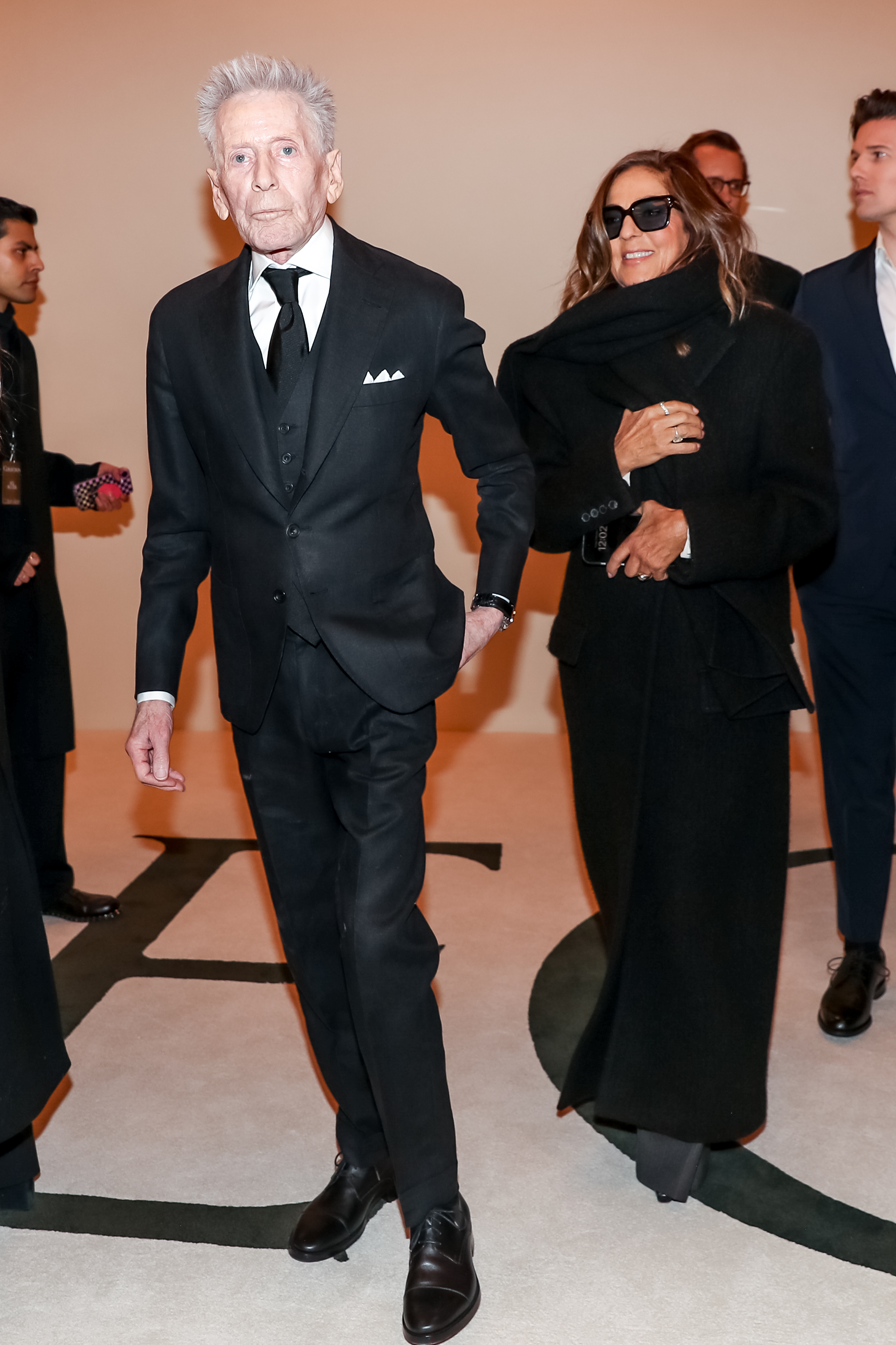 캘빈클라인 컬렉션이 6년 반의 공백을 깨고 뉴욕 런웨이로 복귀