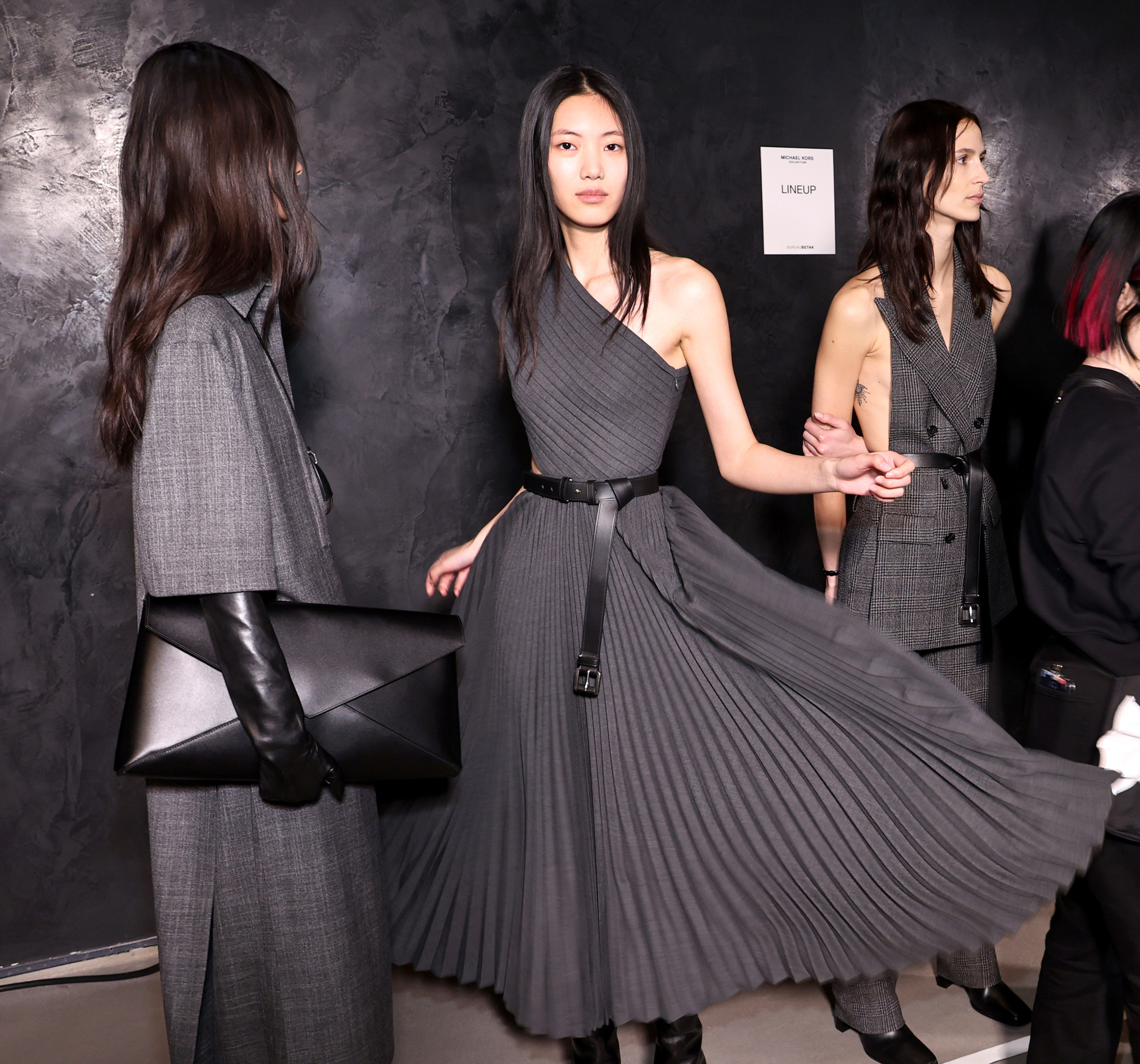 마이클 코어스의 2025 F/W 컬렉션