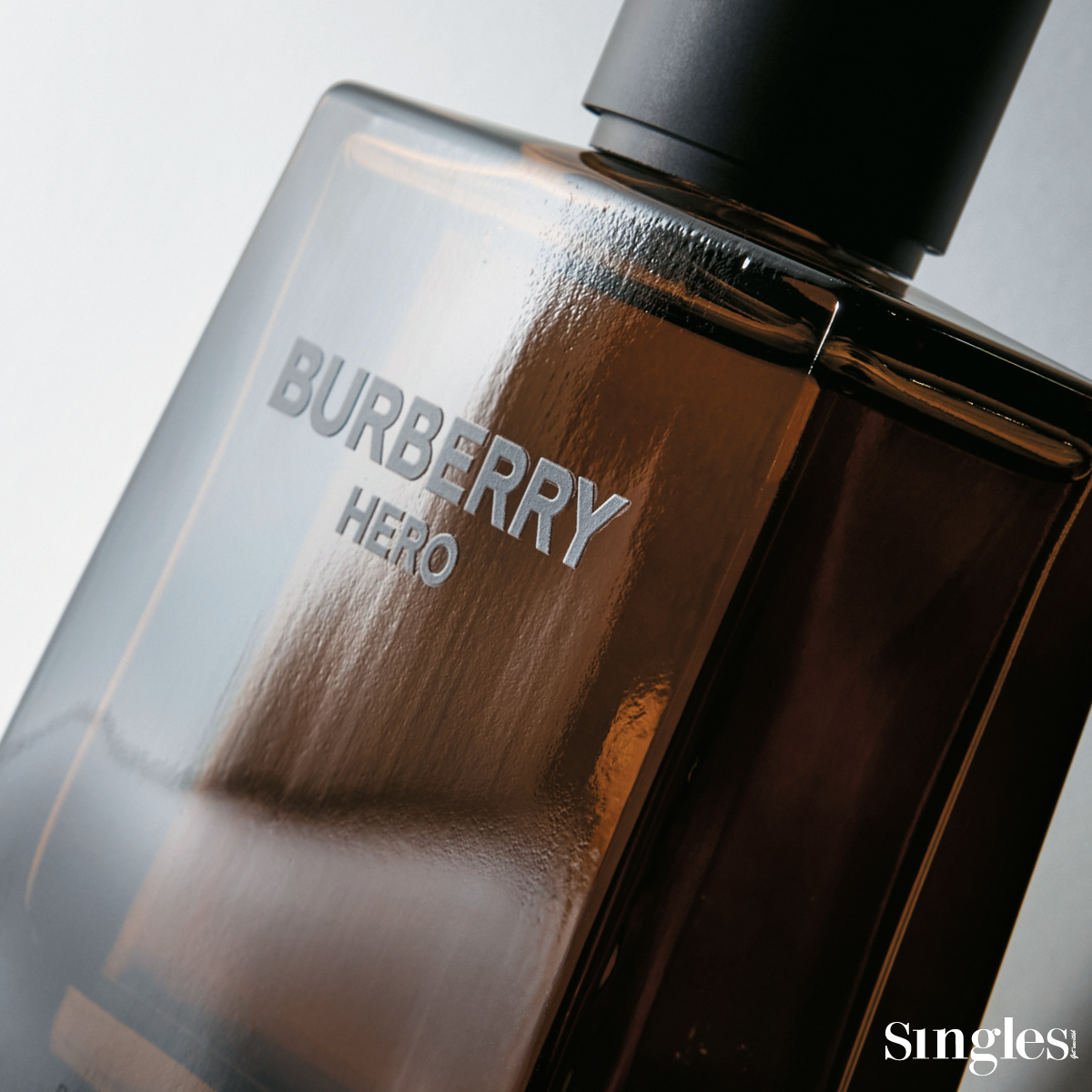 버버리 히어로 EDP 인텐스