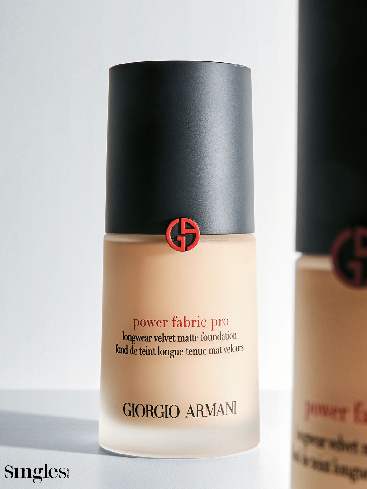 아르마니 뷰티 패브릭 파워 프로 롱웨어 벨벳 매트 파운데이션