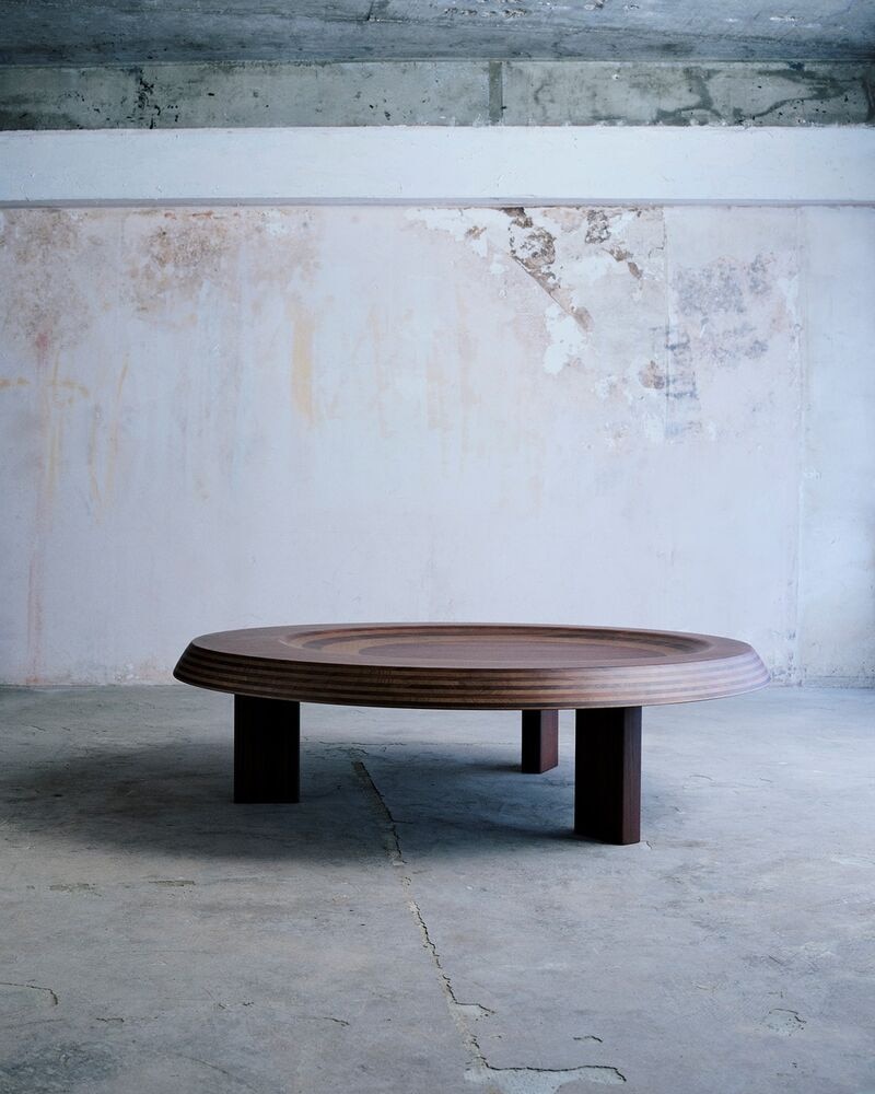 생 로랑과 샬롯 페리앙의 밀푀유 테이블