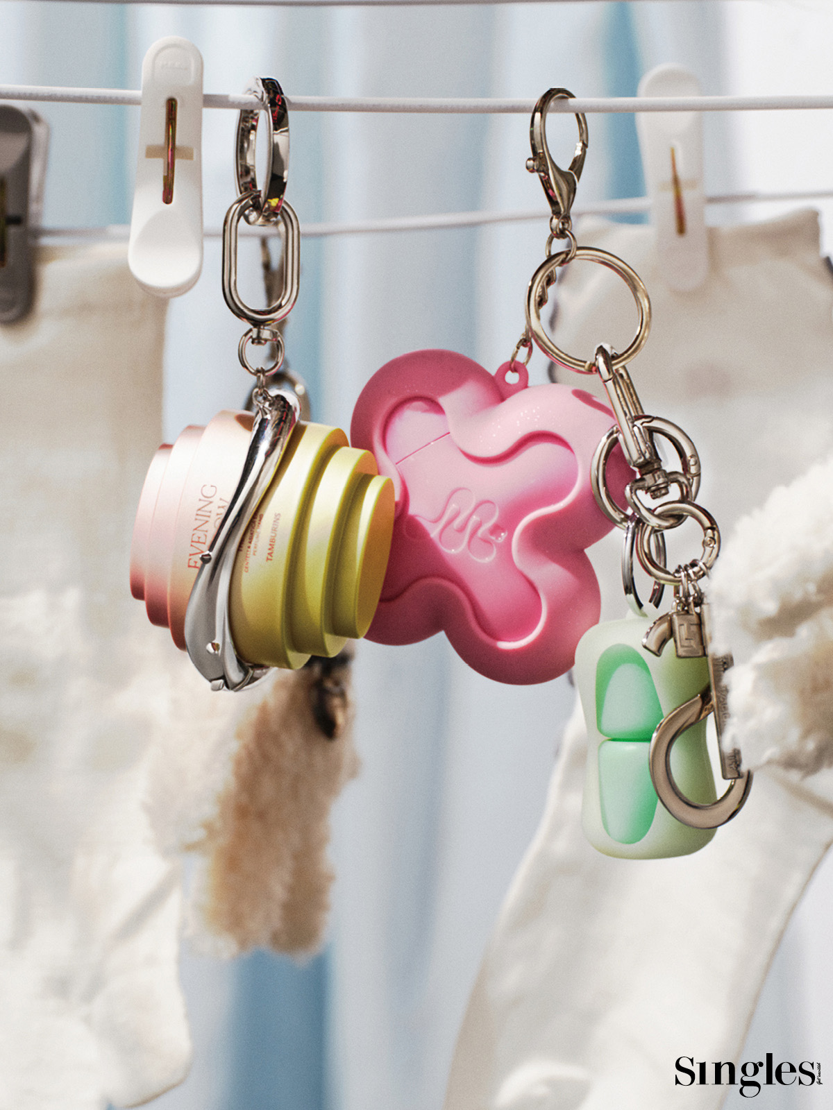 탬버린즈 쉘 퍼퓸 핸드 이브닝글로우, 메탈 웨어 쉘, 마몽드 플로라 글로우 로즈 틴티드 선세럼, 시미헤이즈 뷰티 벨벳 블러 매트 미니 립밤, 글로우 케이스 키체인 클리어