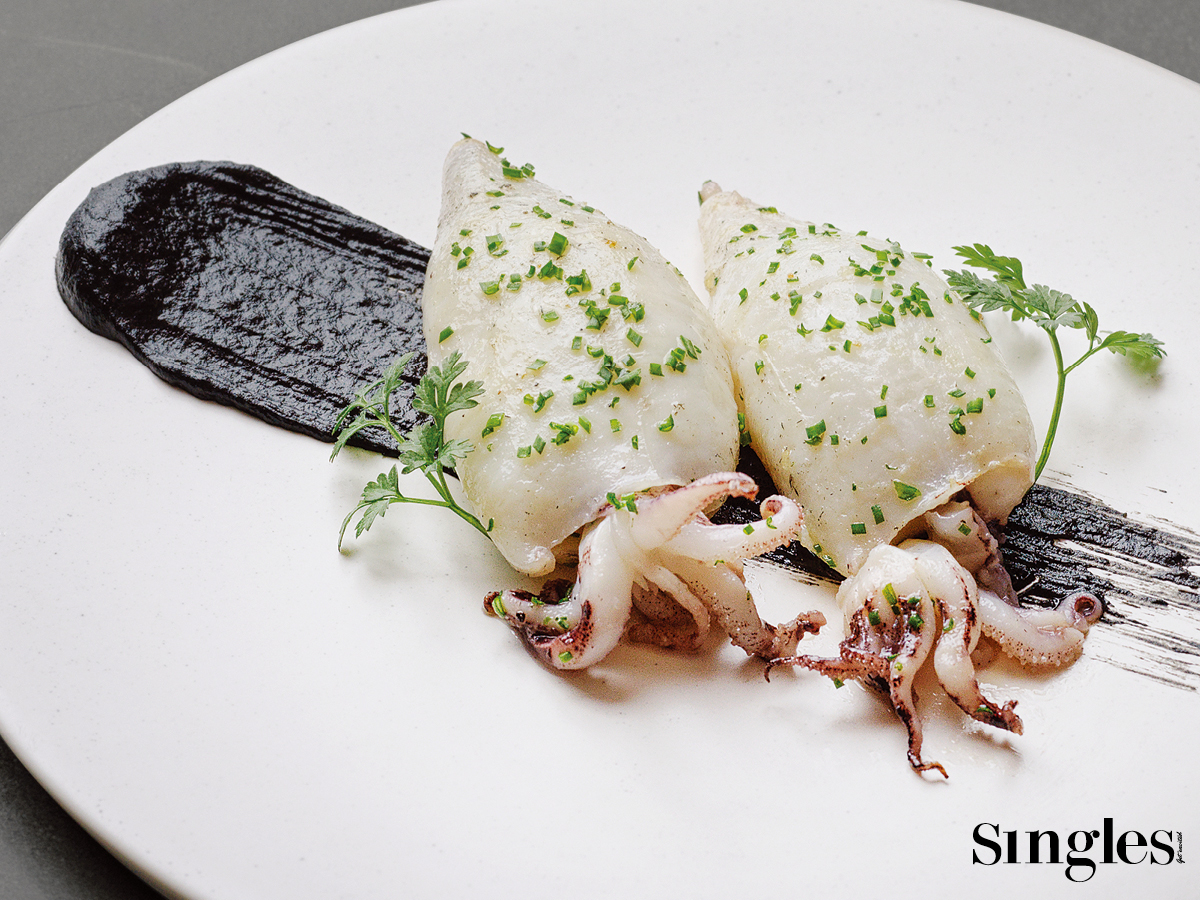 사라우츠, 최경훈