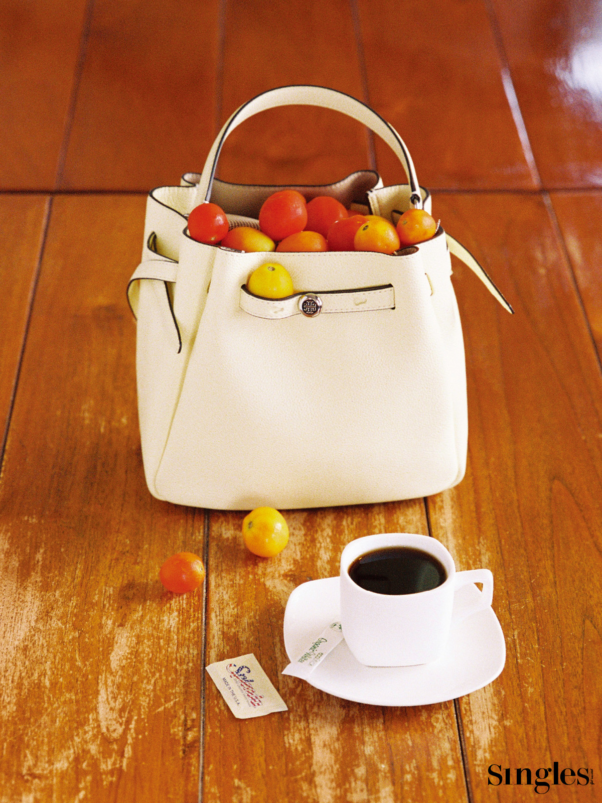 패션, 싱글즈 패션 화보, 토리버치, 사이판