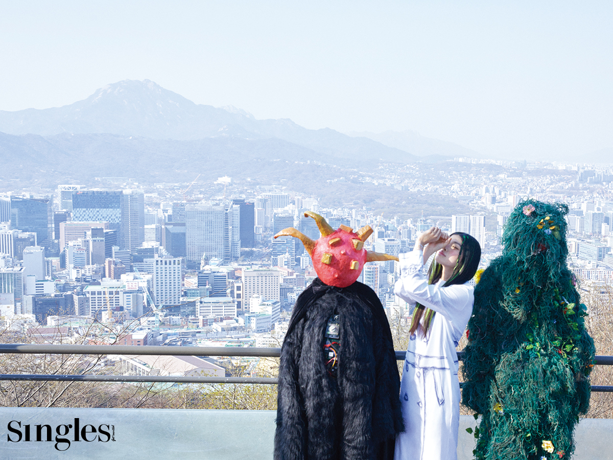 패션, 싱글즈 패션 화보, 크리처, 모스키노