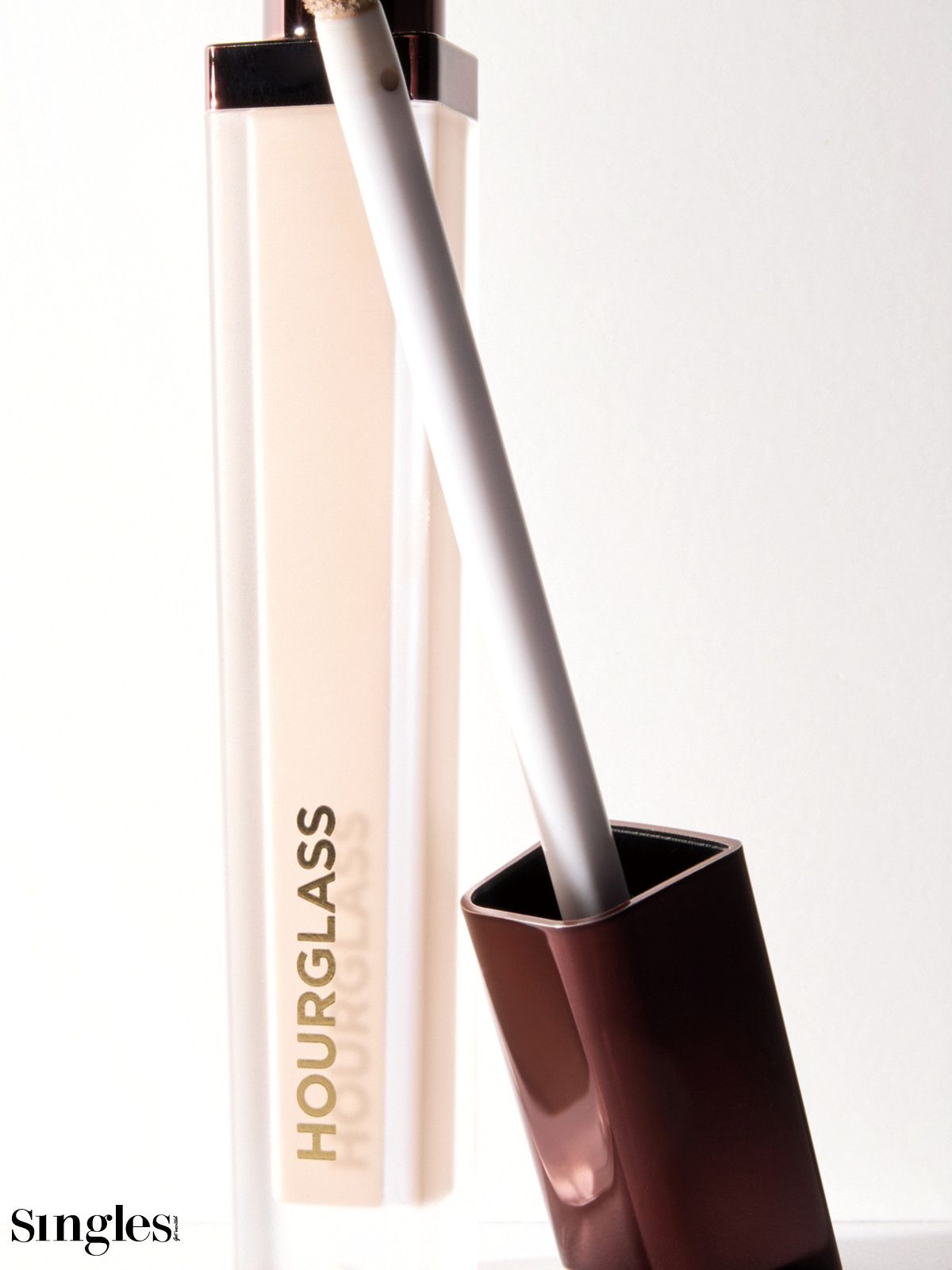 아워글래스 배니쉬 에어브러쉬 컨실러 샌드