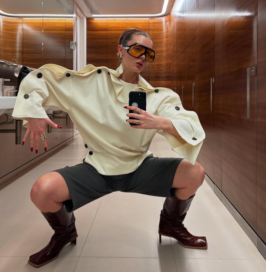 금융 우먼 캣의 출근룩