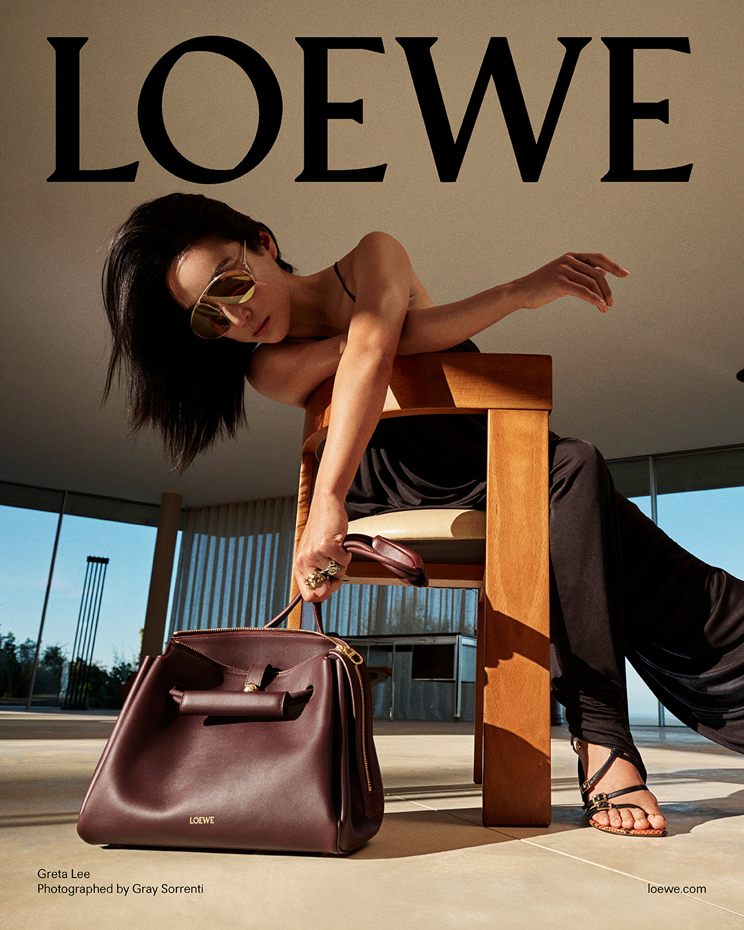 그레타 리와 함께한 로에베 2025 F/W 프리컬렉션 캠페인