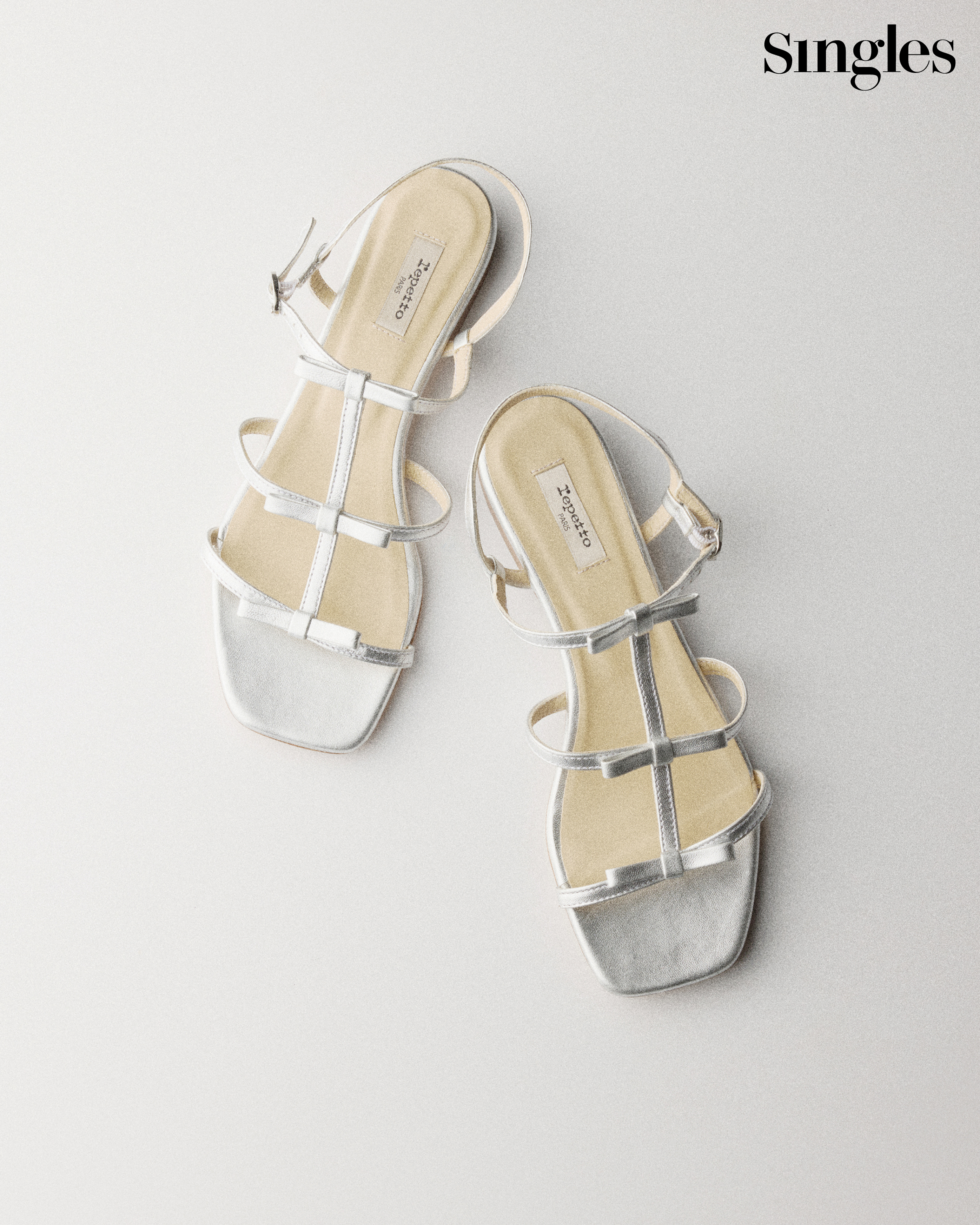 레페토 스트랩 샌들