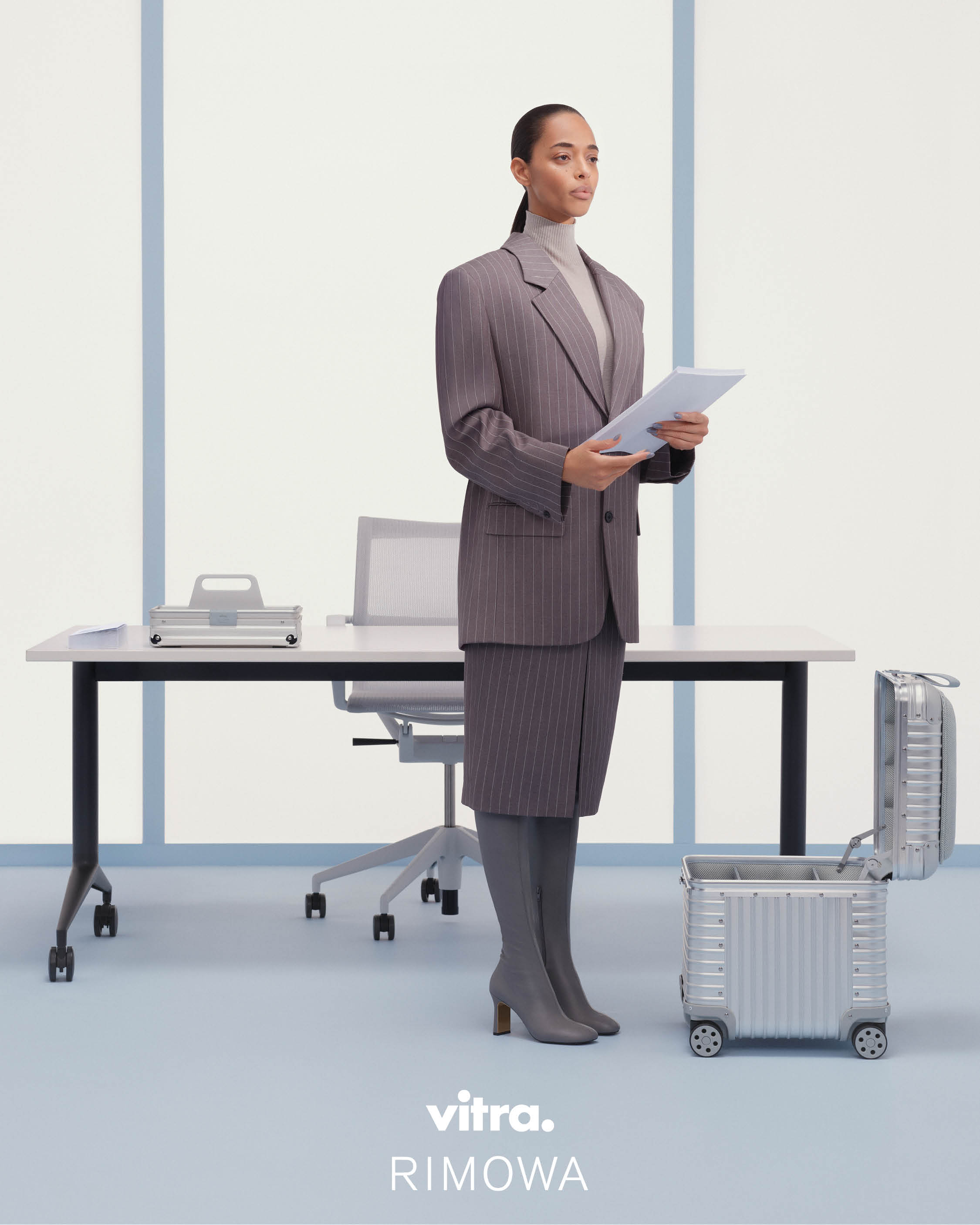 리모와가 스위스 디자인 브랜드 비트라와 협업한 ‘리모와 비트라 2025’ 컬렉션을 출시한다. 