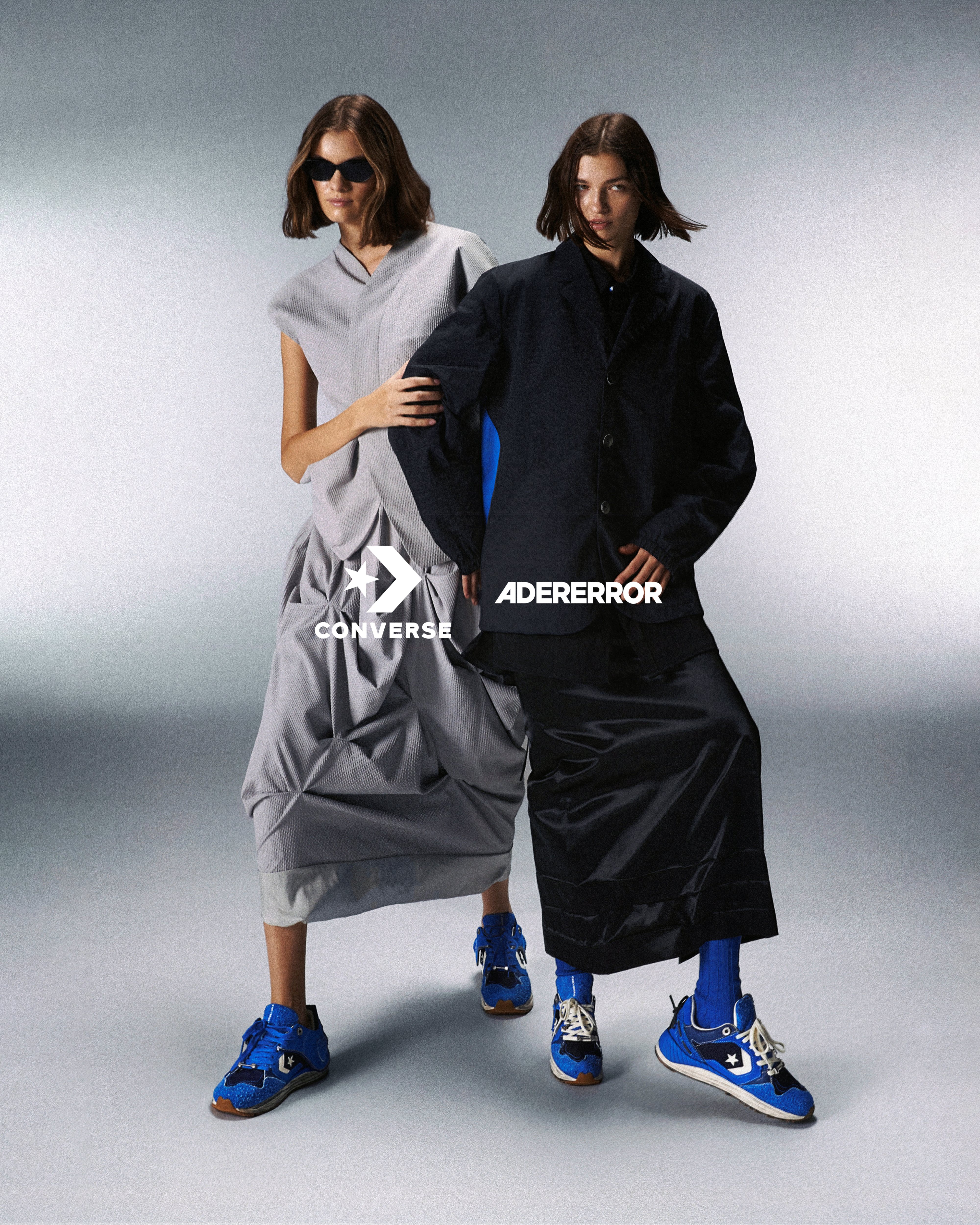 아더에러와 컨버스가 러닝화 아카이브를 재해석한 ‘웨이브 트레이너’와 어패럴 컬렉션을 선보인다.