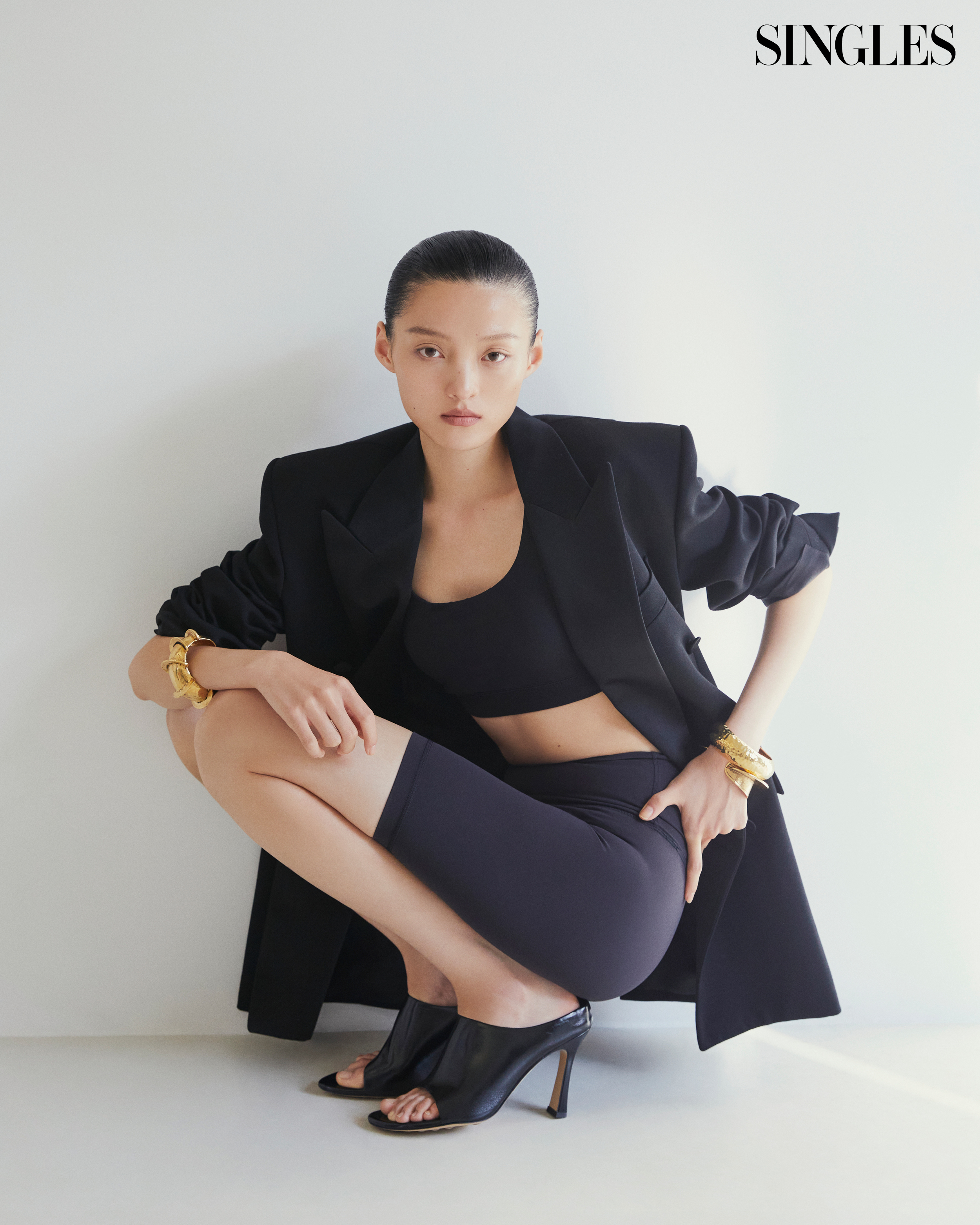 생 로랑 by 안토니 바카렐로, 꾸레쥬, 룰루레몬, 보테가 베네타