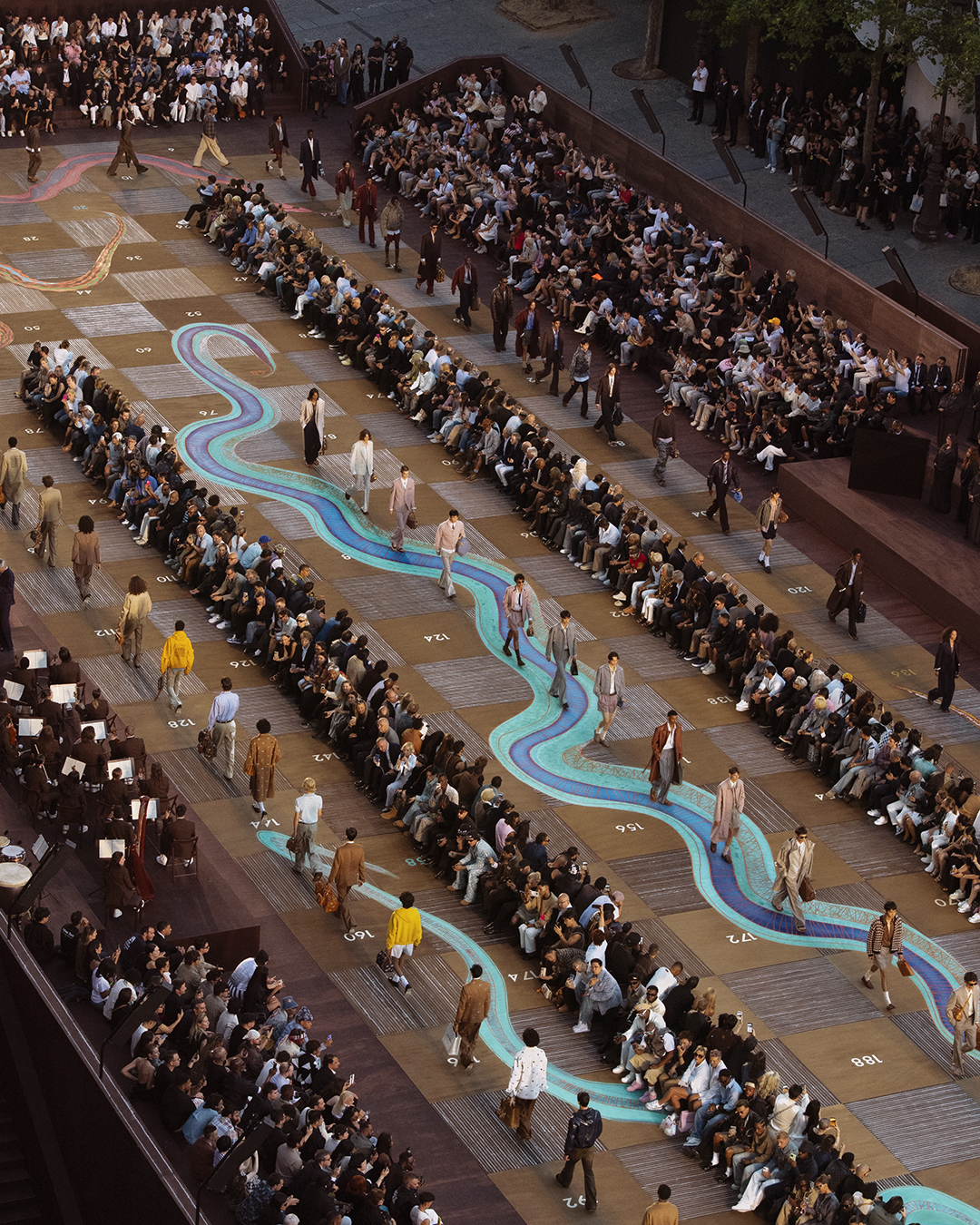 밀란패션위크 2026 S/S 루이 비통 맨즈 컬렉션