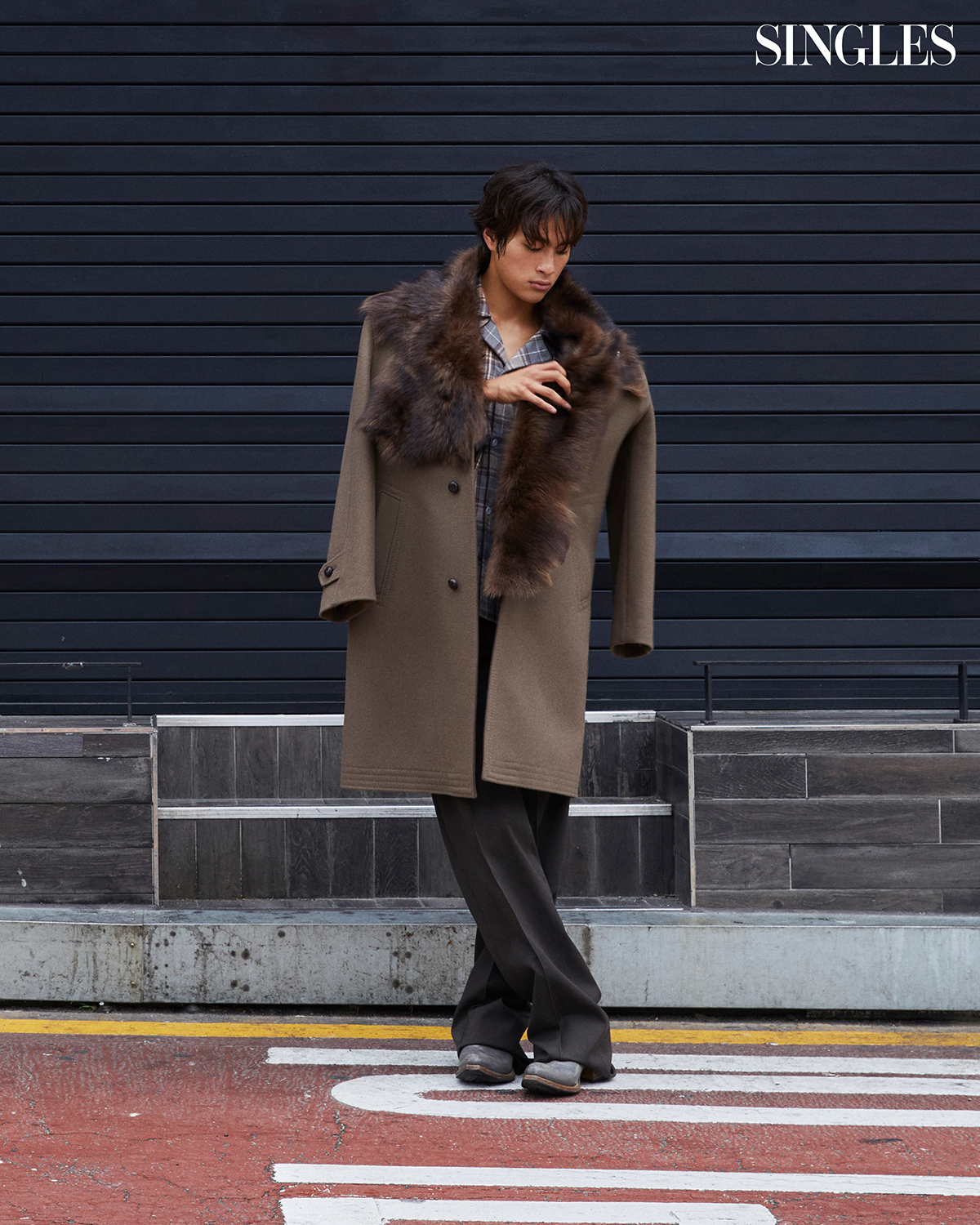 2025 남성복 트렌드 화보이미지. 패션, 남성복, 생로랑, 토즈, 프라다