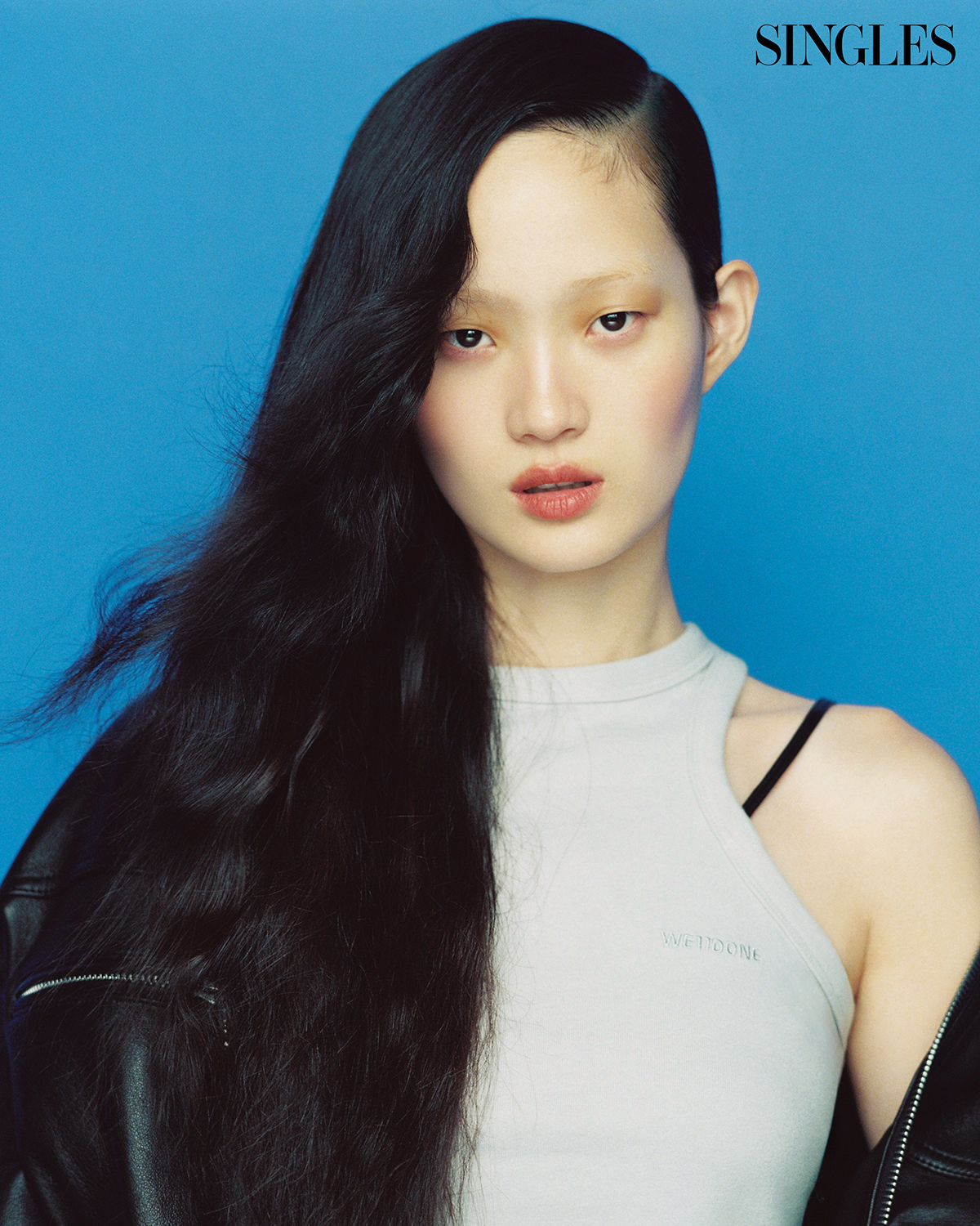 신현지, 패션화보, 싱글즈 8월호