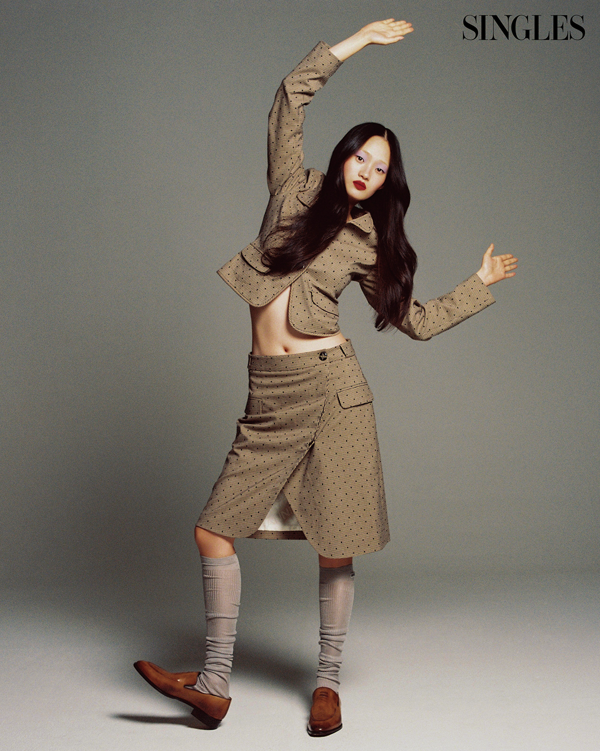 신현지, 패션화보, 싱글즈 8월호