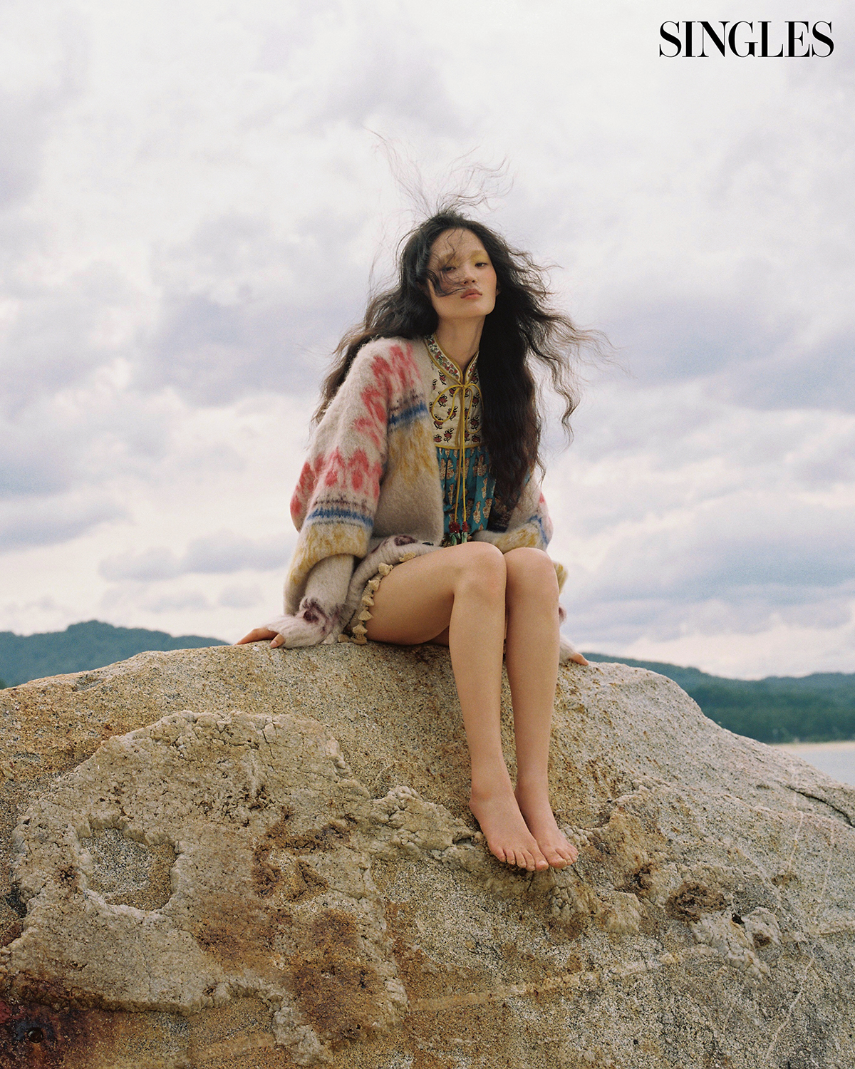 신현지, 패션화보, 싱글즈 8월호