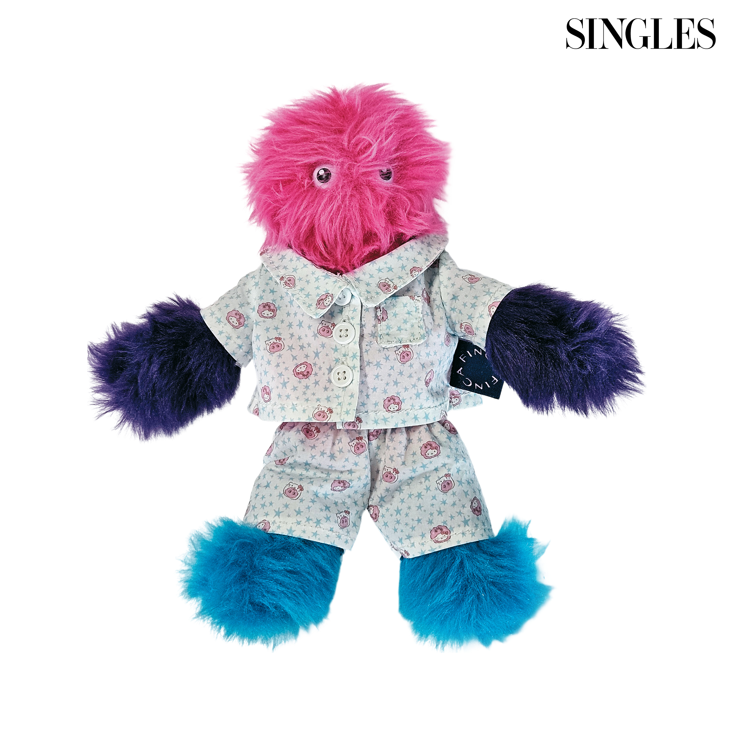 라이프스타일 브랜드 핀카가 헬로키티, 샤이니 키와 협업해 출시한 복실이 인형