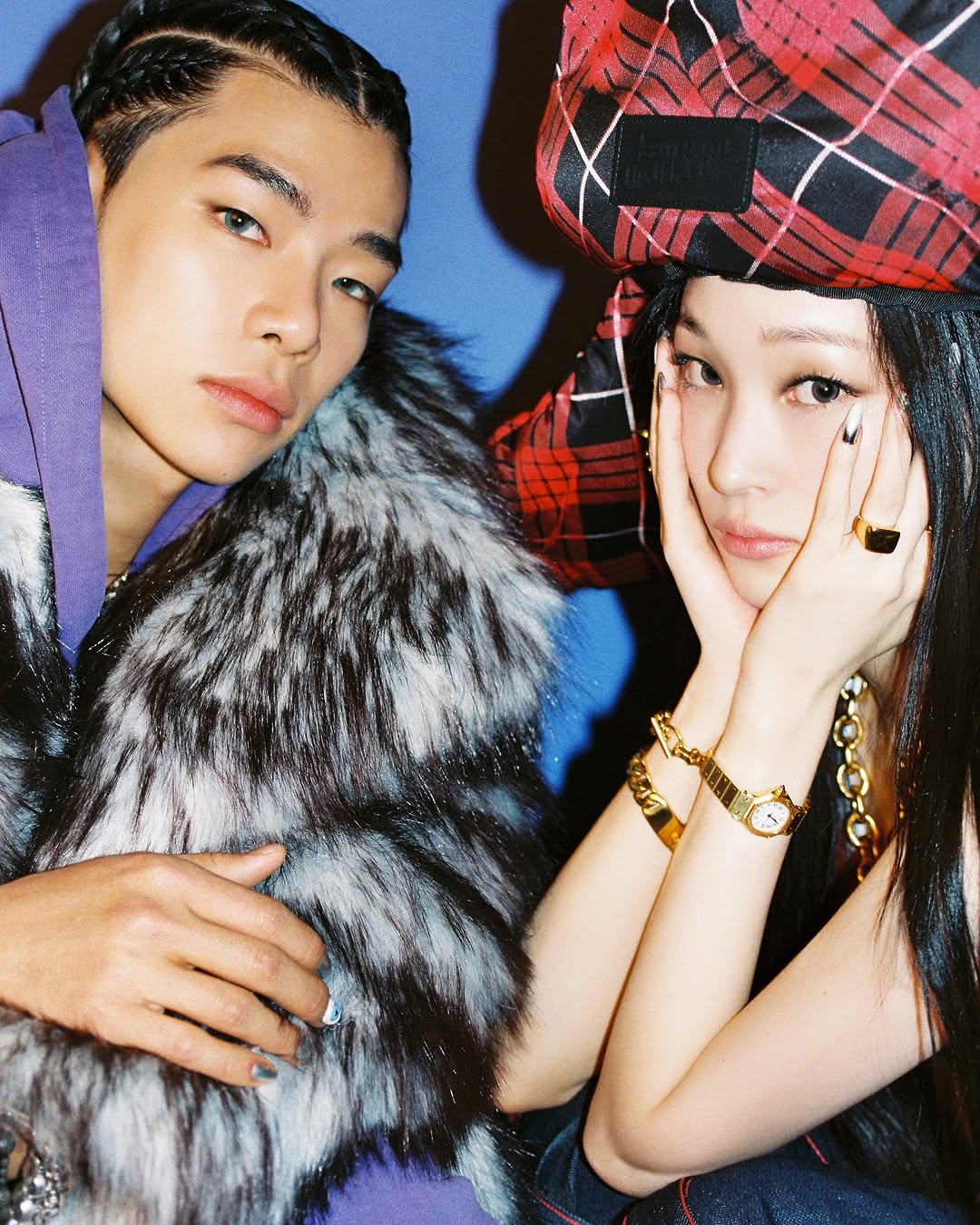 올데프 애니가 착용한 스키아파렐리 쥬얼리