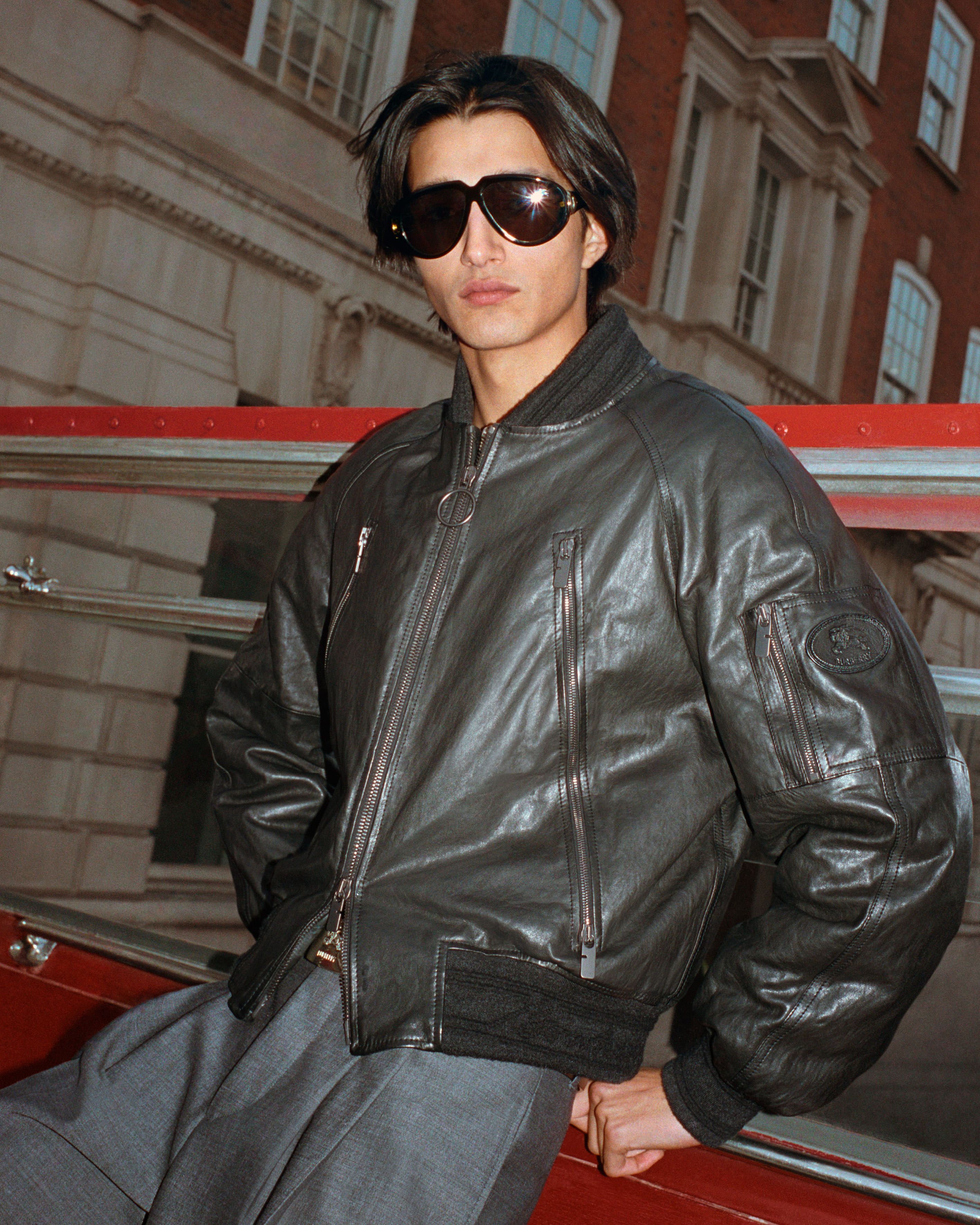 버버리가 2025 가을 캠페인 ‘Back to the City’를 공개했다. 