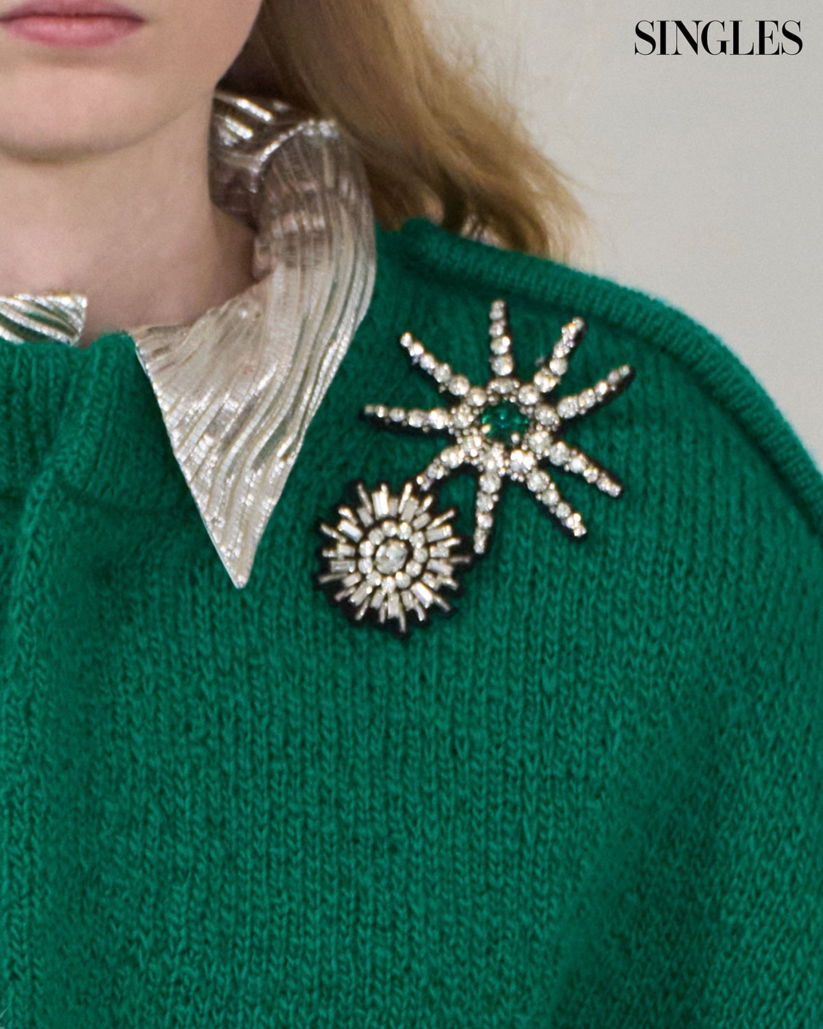 토가의 브로치 이미지