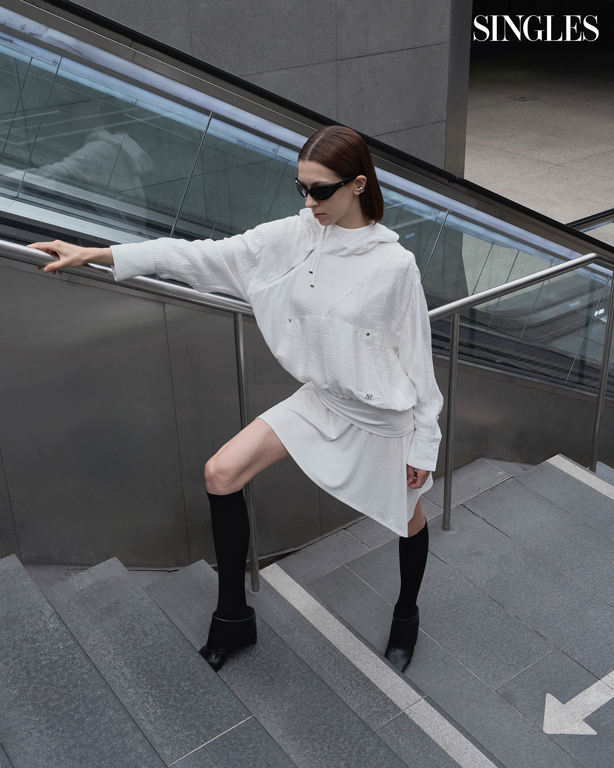 베를린에서 촬영한 트리밍버드의 2025F/W 캠페인. 뮤트 톤의 레이어드 스타일이 핵심이다.