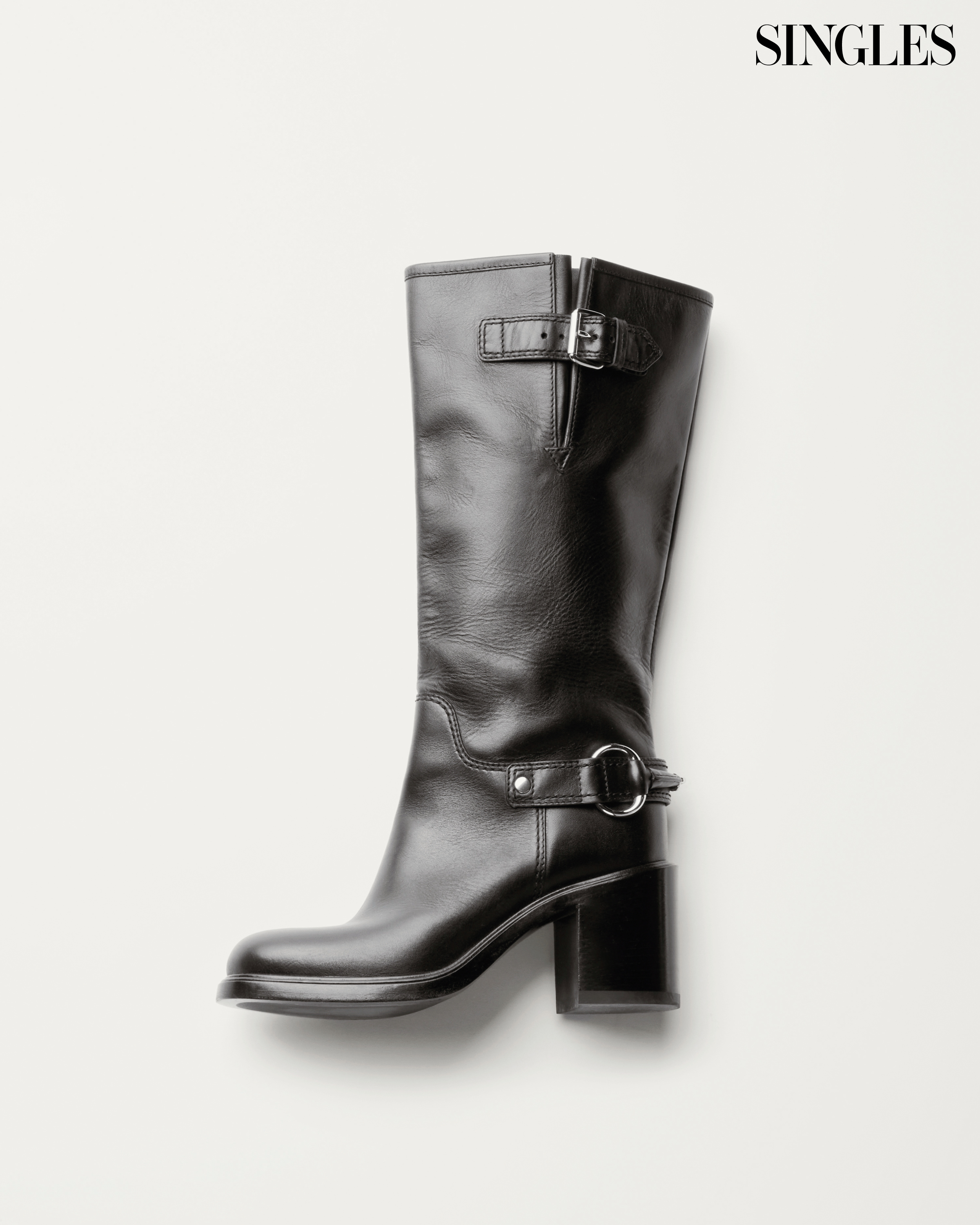 구찌 부츠 이미지