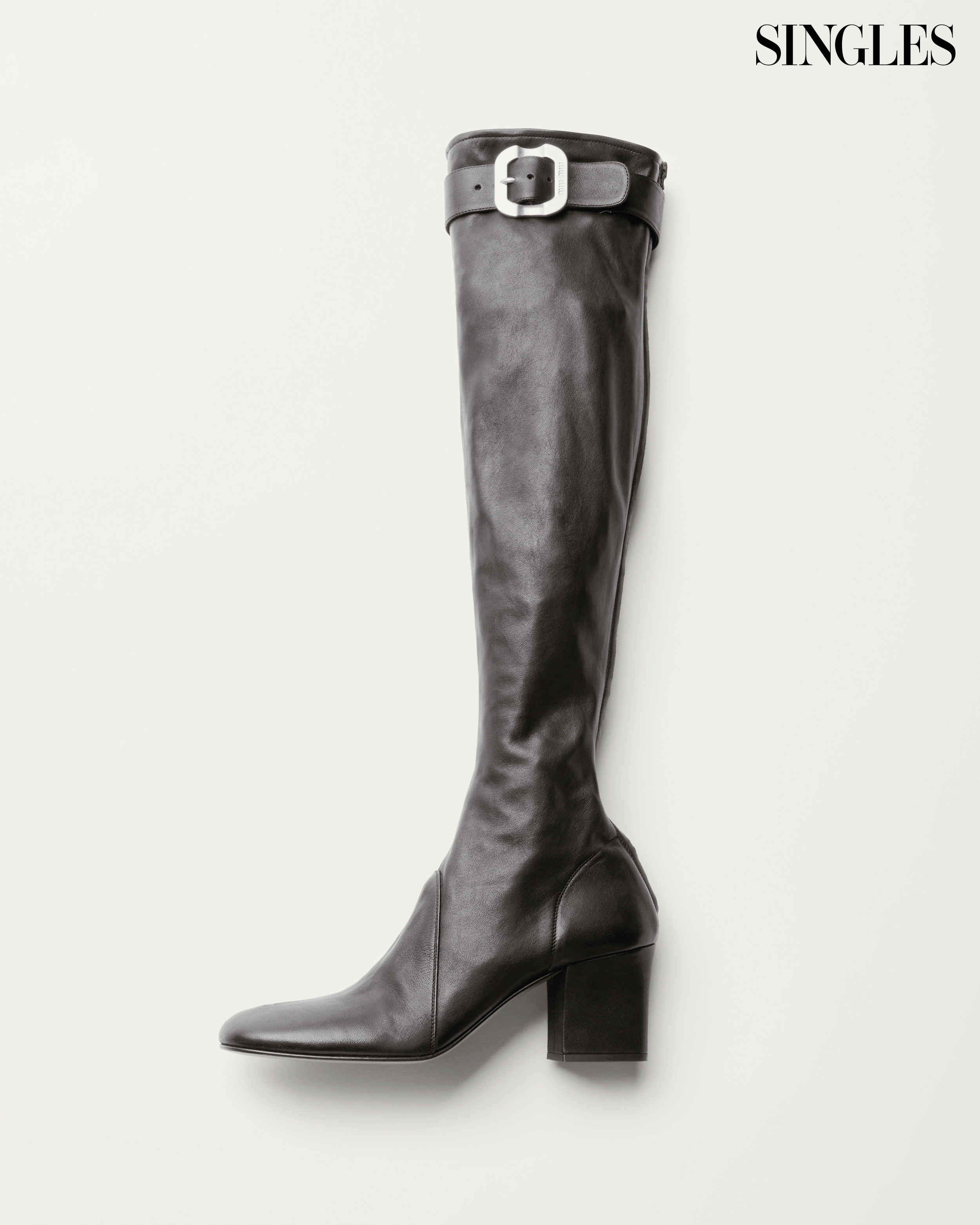 미우미우 부츠 이미지