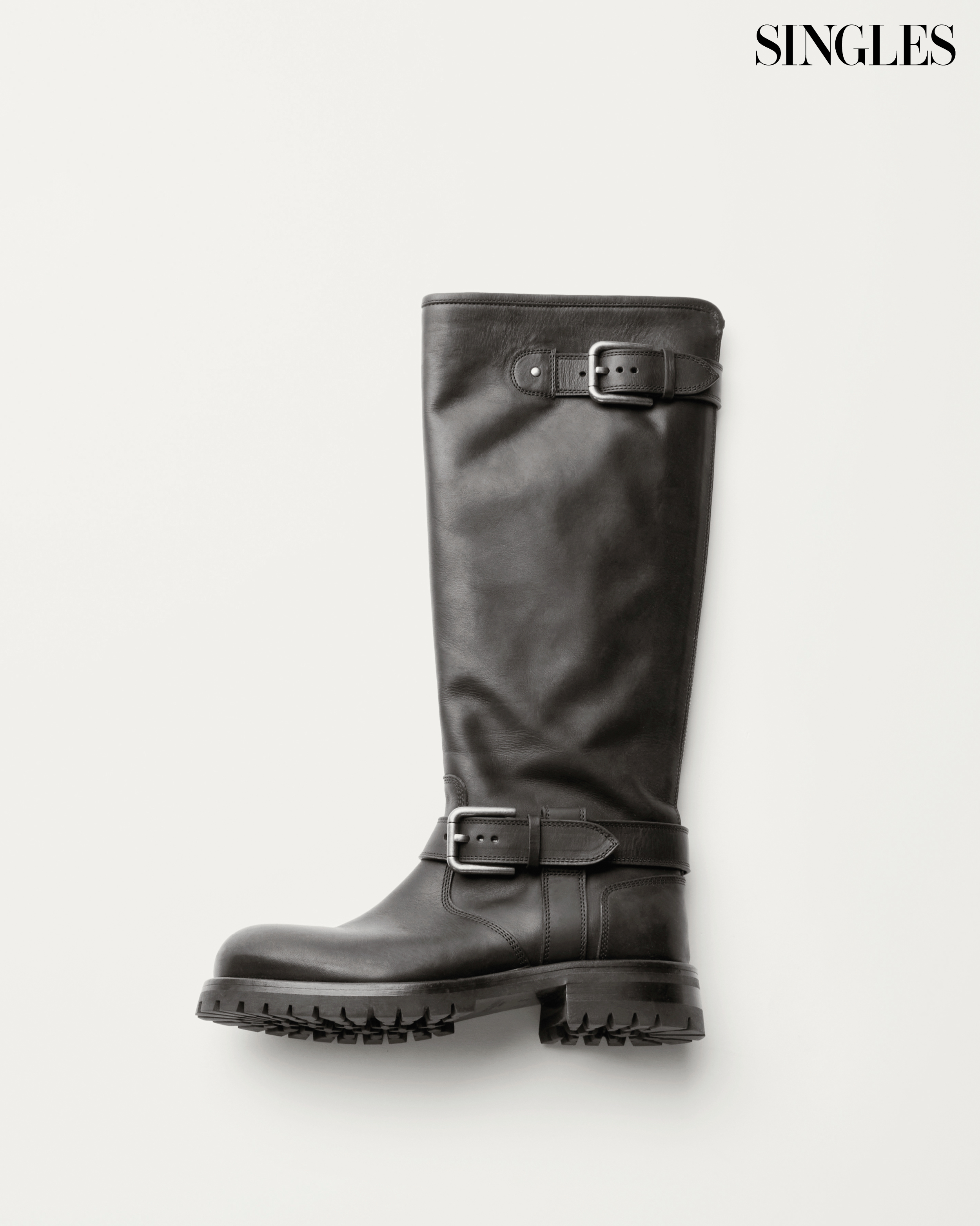 돌체엔 가바나 부츠 이미지