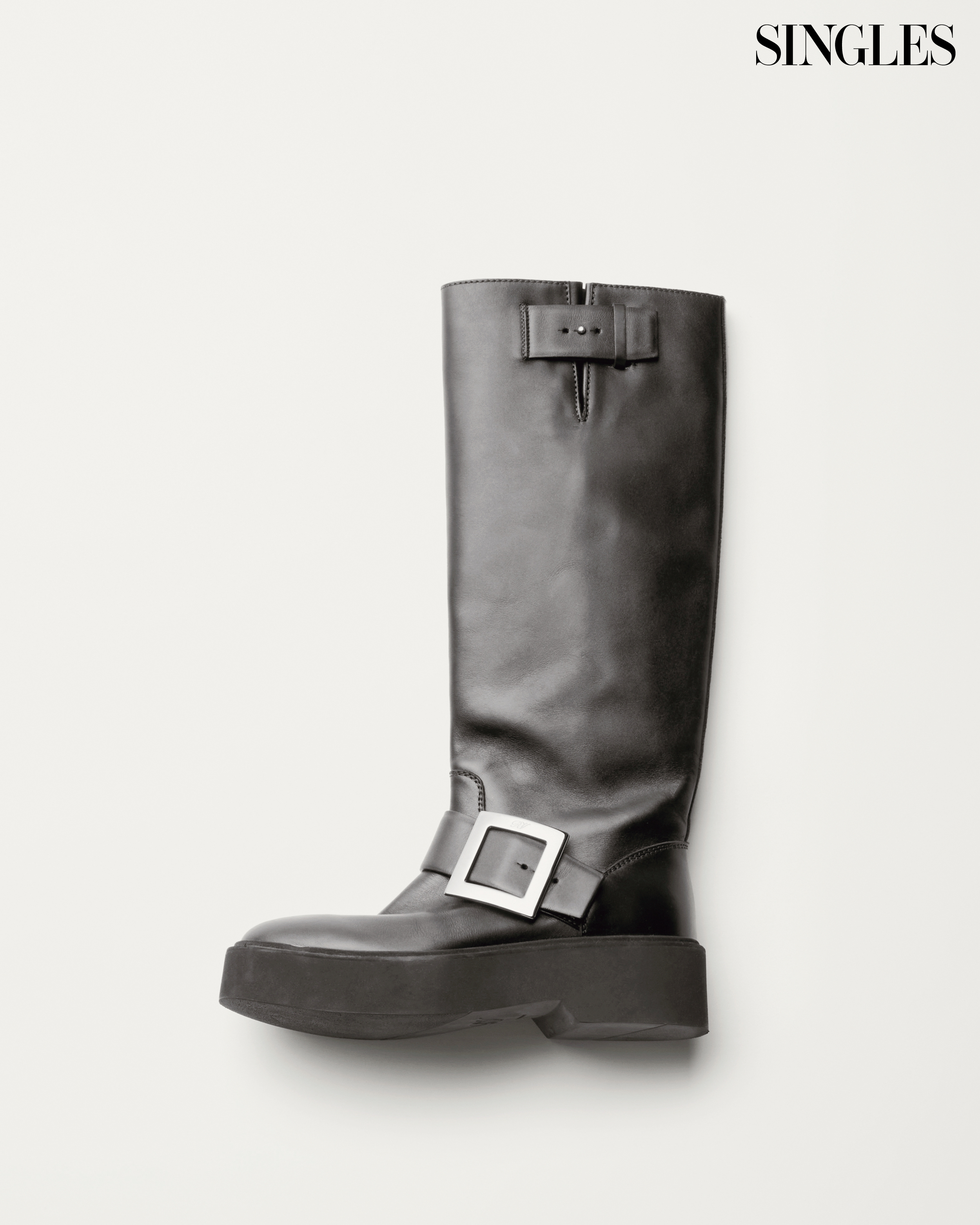 로저비비에 부츠이미지