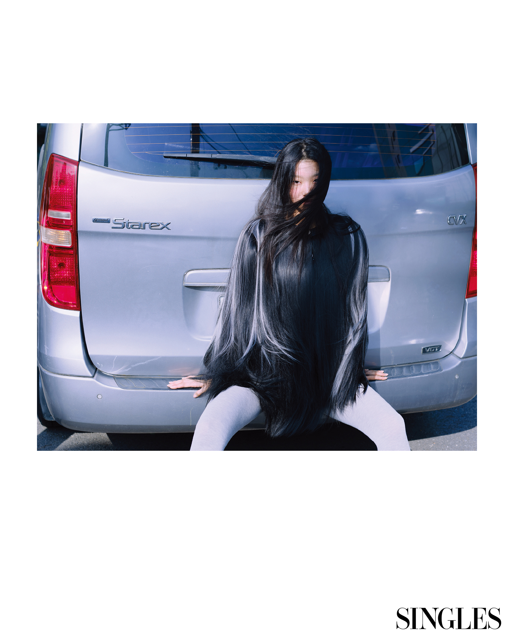 싱글즈 12월 호 패션 화보 이미지 