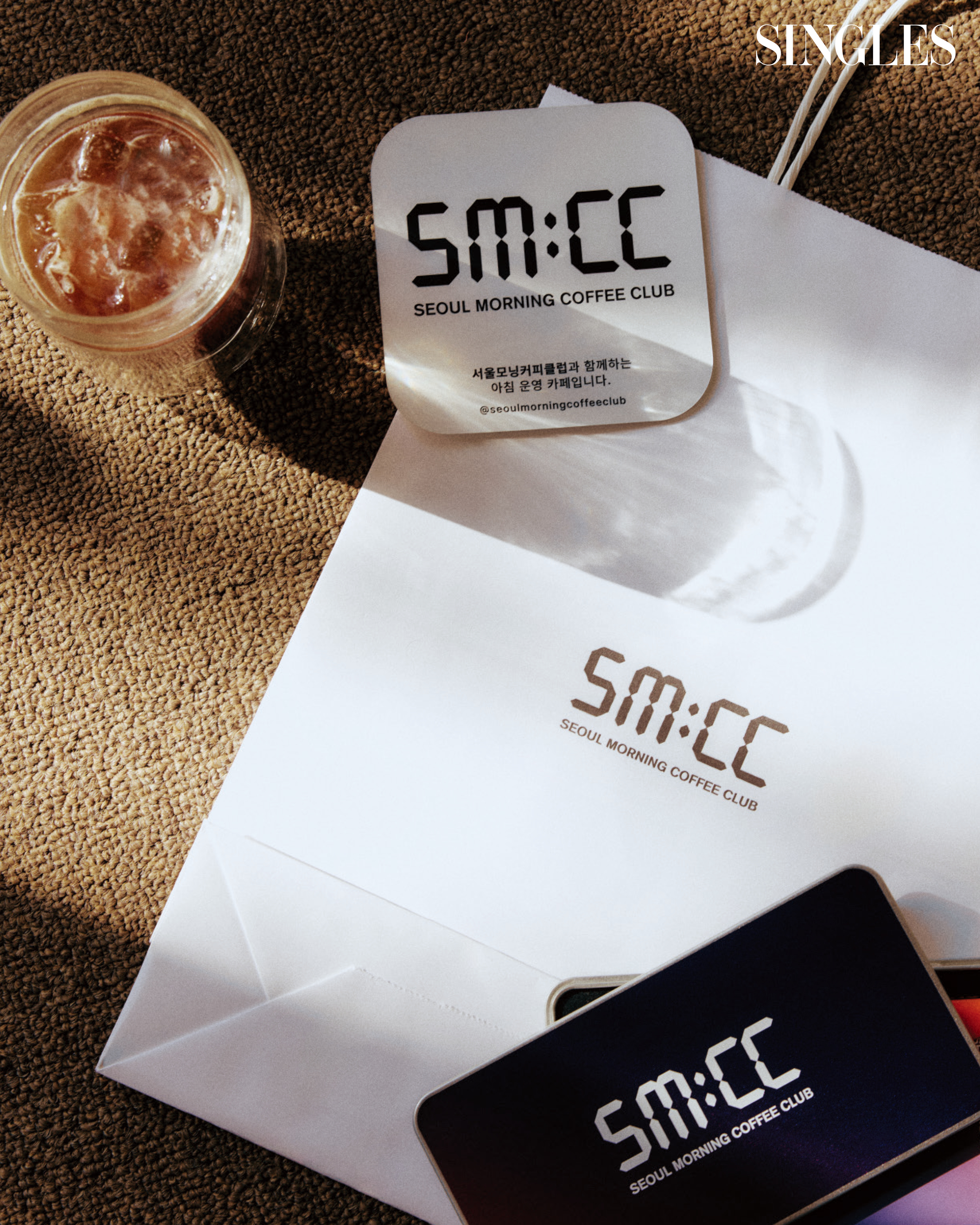 '시간'이라는 주요 키워드를 단박에 바로알 수 있는 서울모닝커피클럽의 로고.