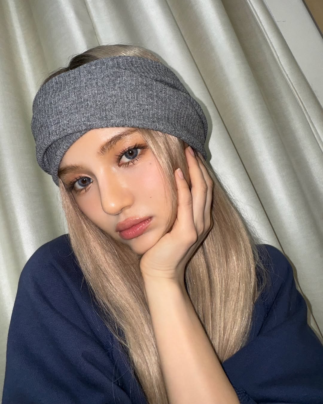 이미지 출처 : 뉴진스 인스타그램 @newjeans_official